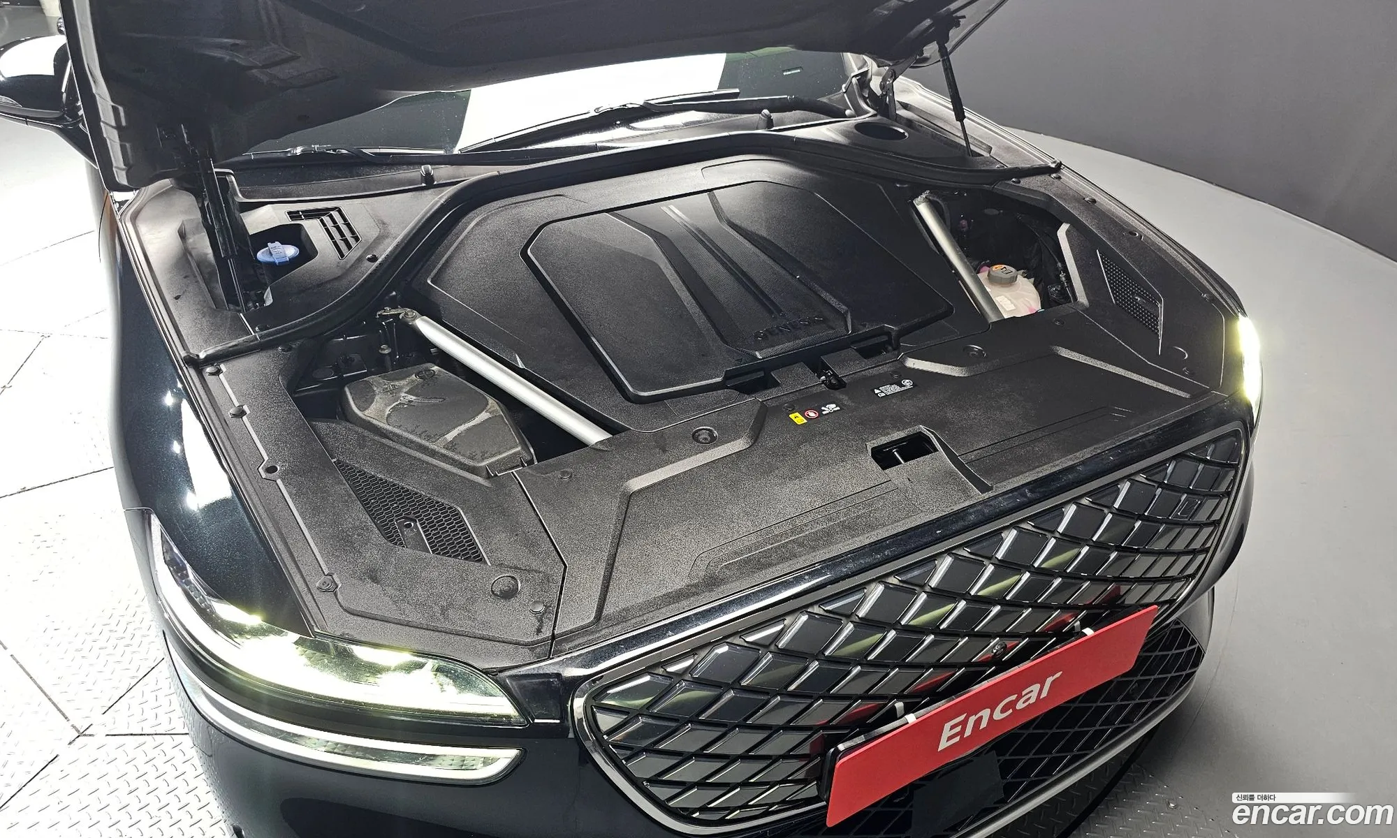 Genesis Electrified GV70 2022 — 6