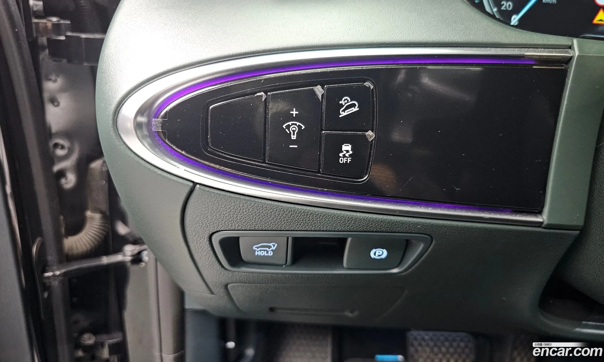 Genesis Electrified GV70 2022 — 19