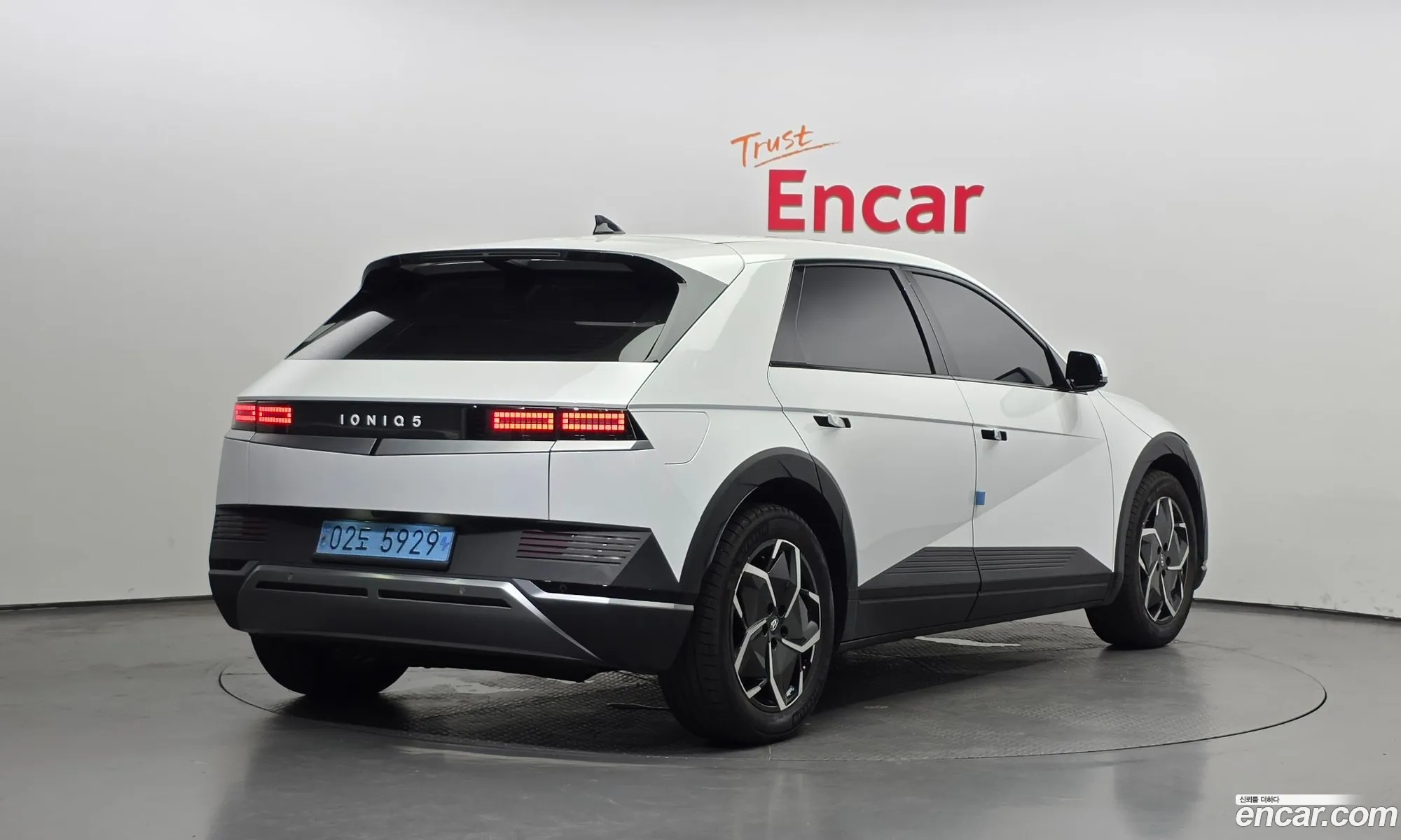 Hyundai Ioniq 5 2024 — 17