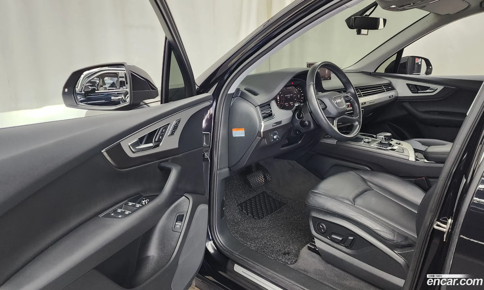 Audi Q7 2019 WAUZZZ4M7KD040633 — 16