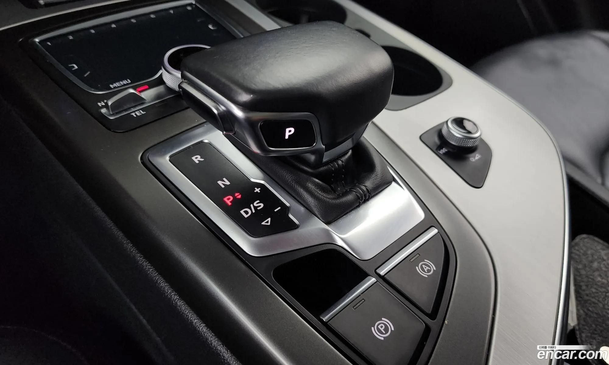 Audi Q7 2019 WAUZZZ4M7KD040633 — 2