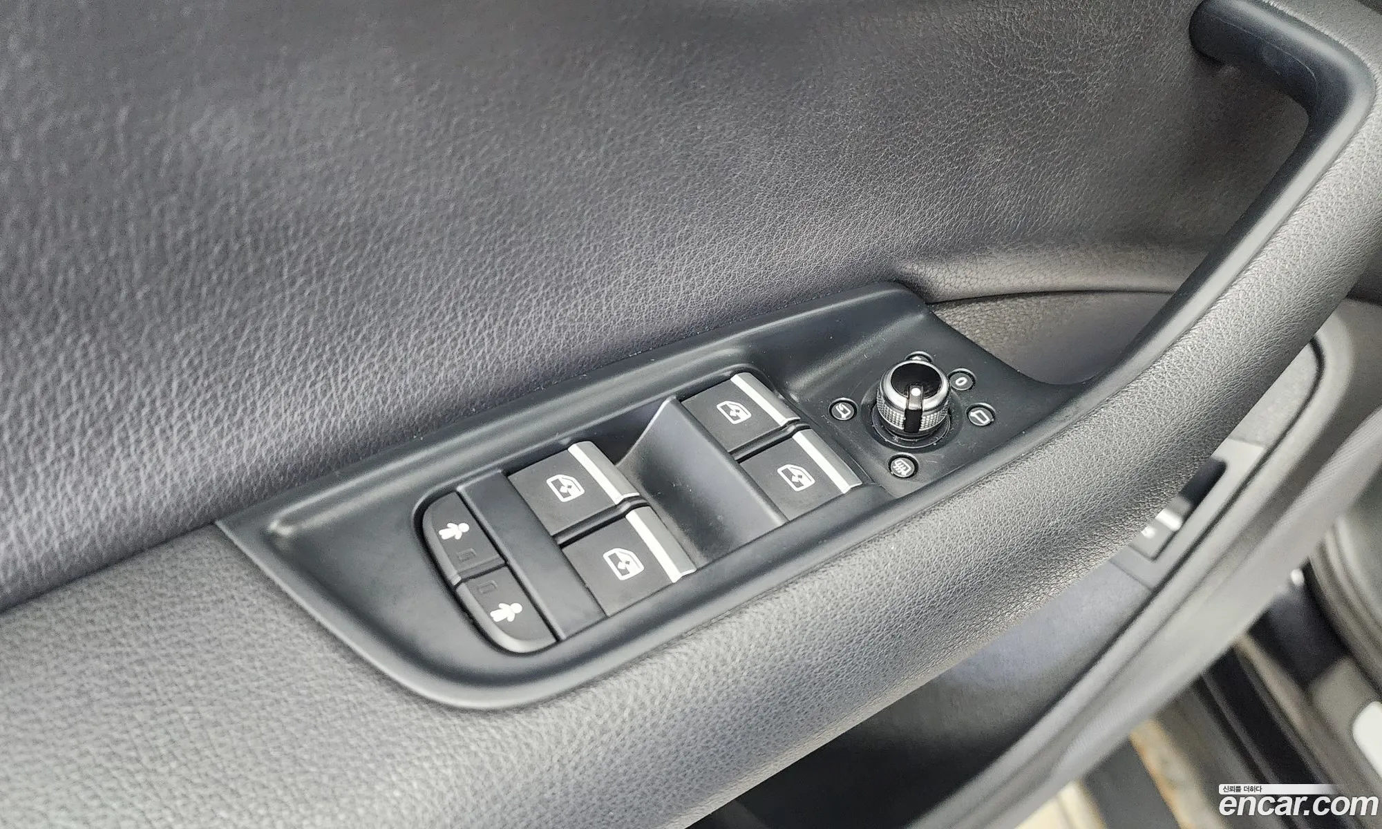 Audi Q7 2019 WAUZZZ4M7KD040633 — 25