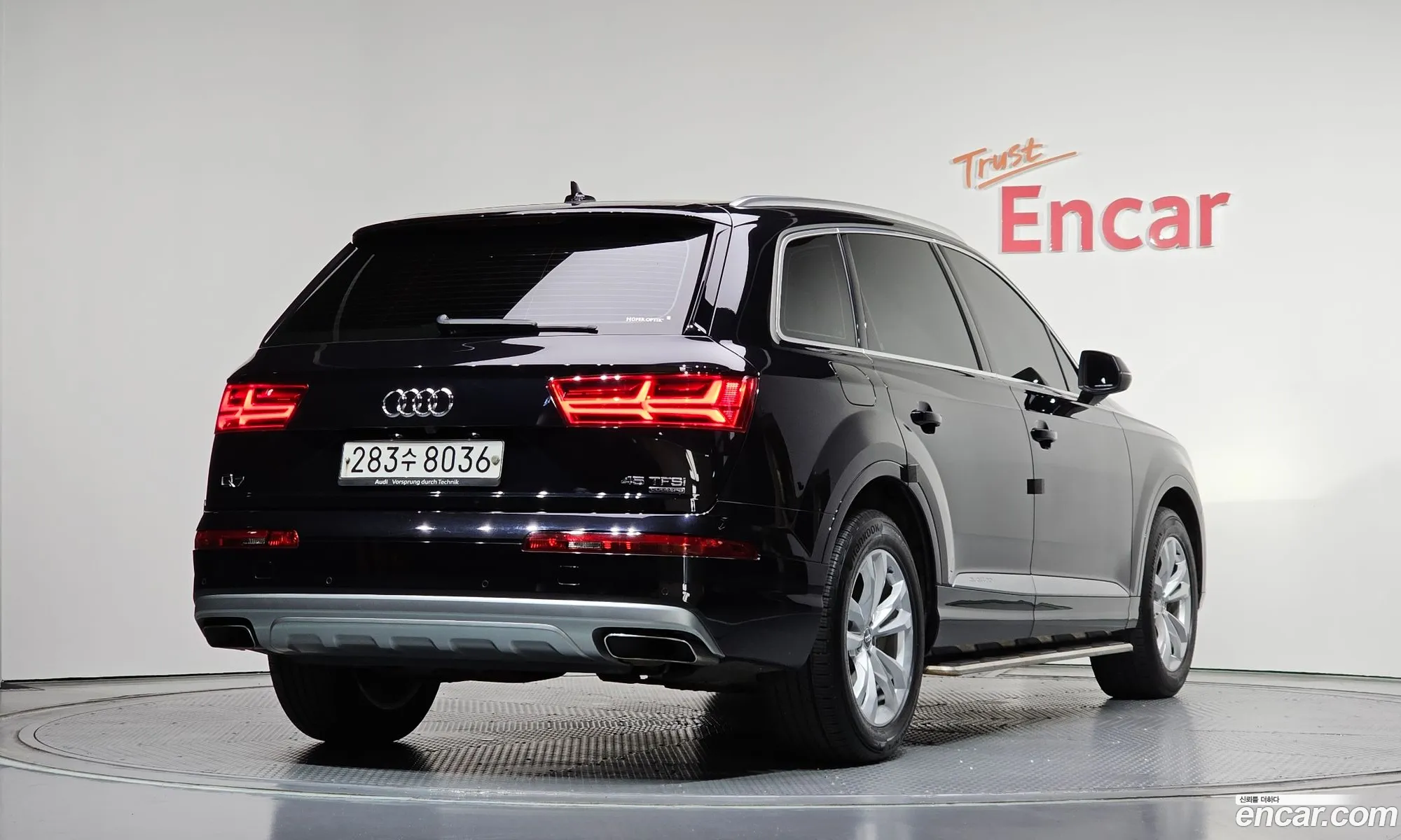 Audi Q7 2019 WAUZZZ4M7KD040633 — 10