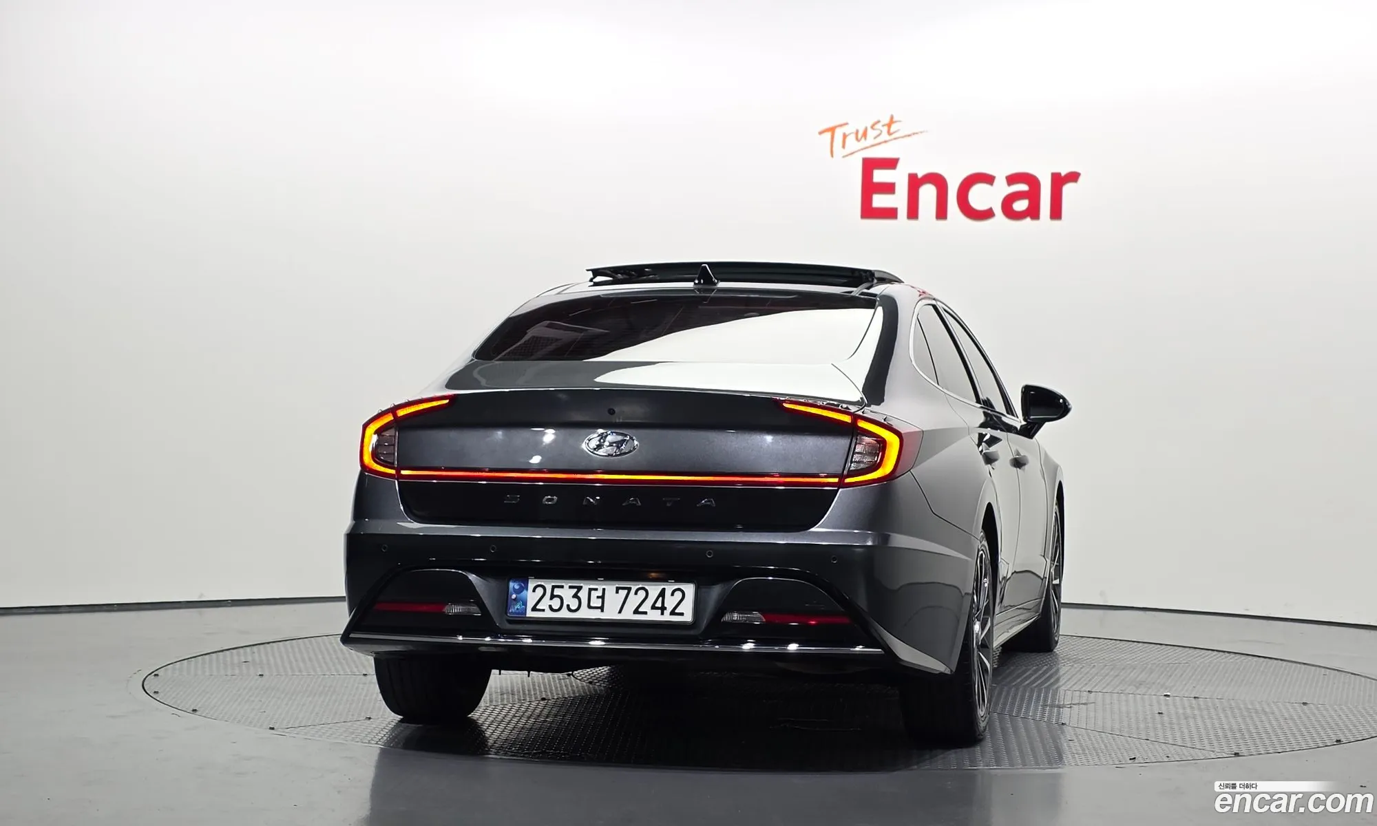 Hyundai Sonata 2019 — 17