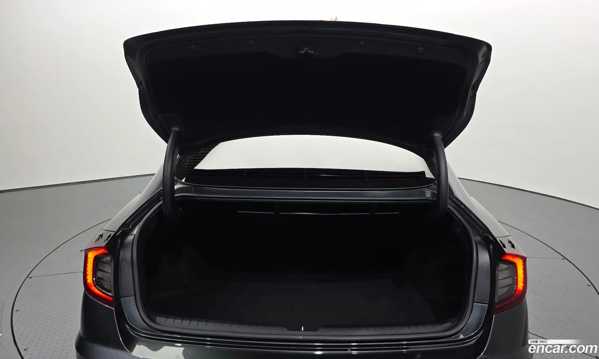 Hyundai Sonata 2019 — 19