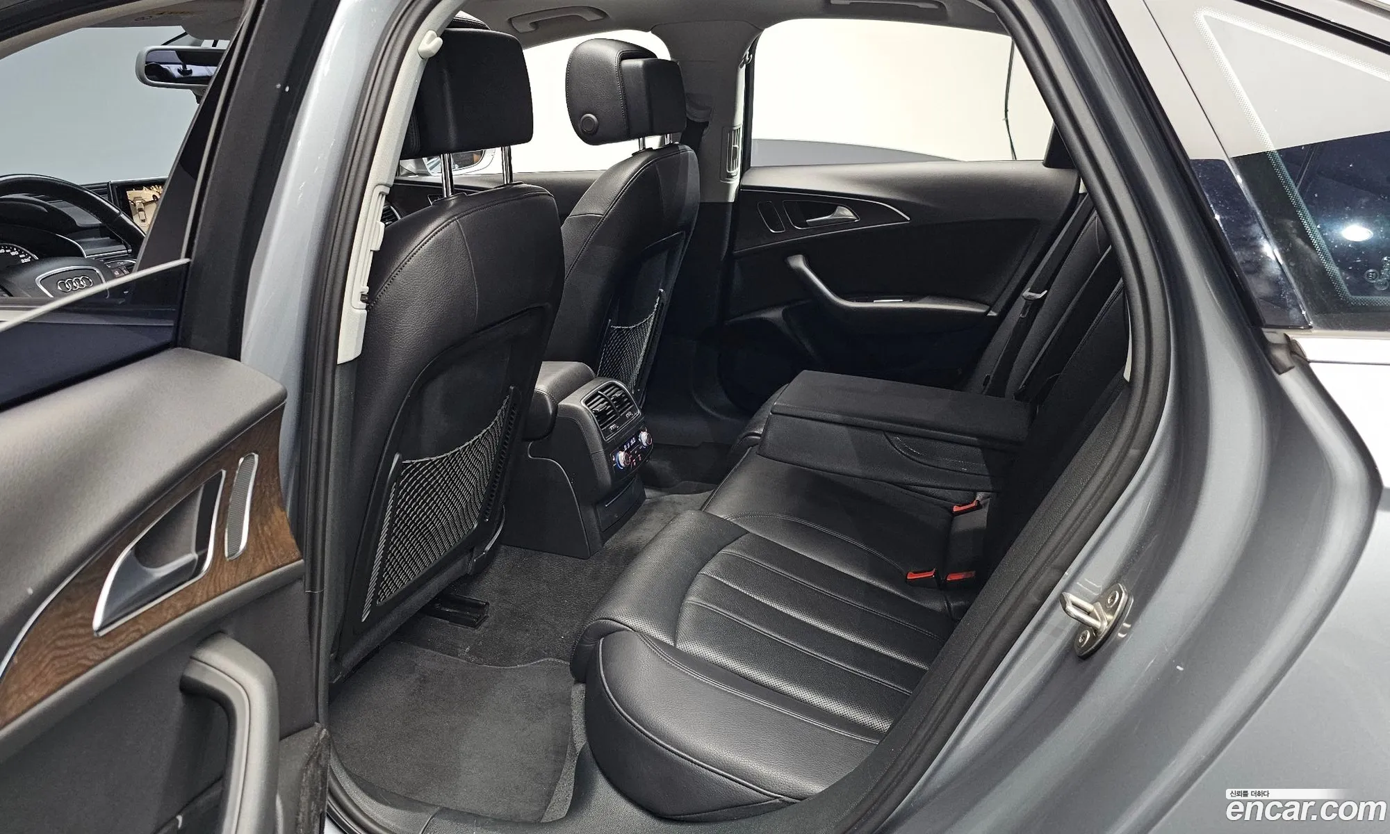Audi A6 2015 — 34