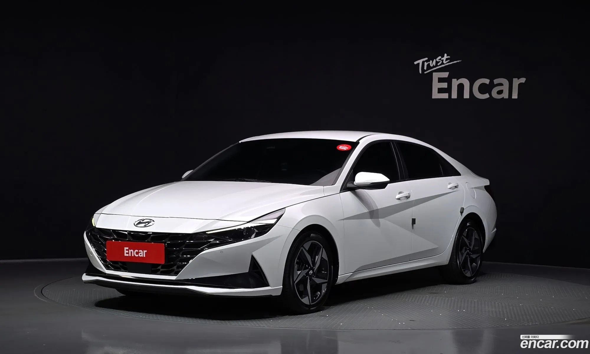 Hyundai Elantra Hybrid 2022 — 30
