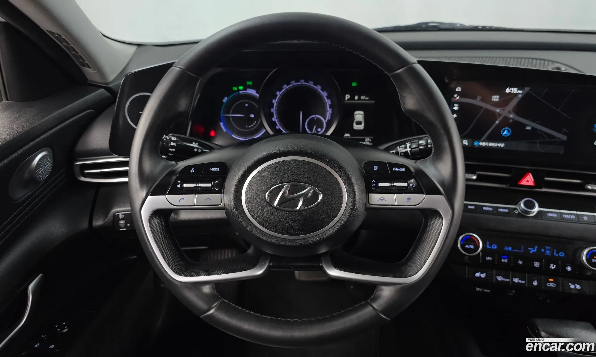 Hyundai Elantra Hybrid 2022 — 20