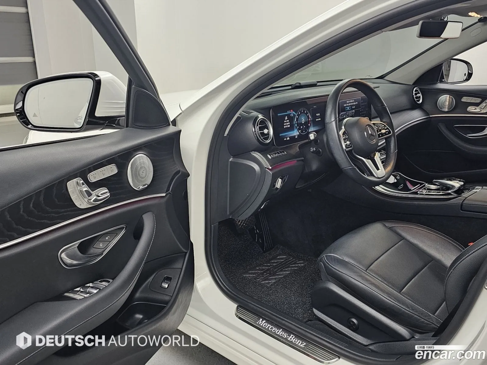 Mercedes-Benz E-Class W213 2020 — 15