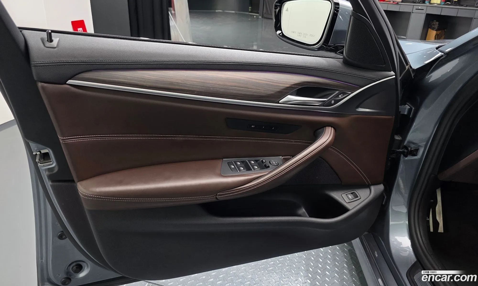 BMW 5 Series 2017 WBAJC3106HG993015 — 10