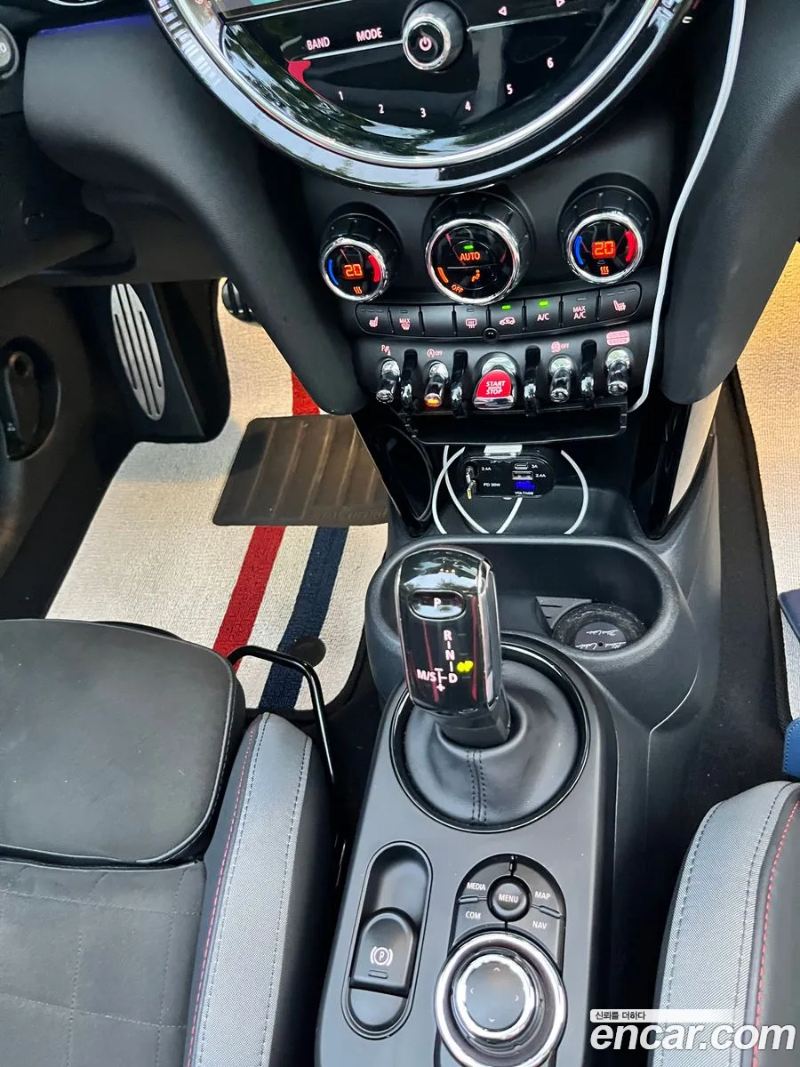 Mini Cooper S Convertible 2023 — 6