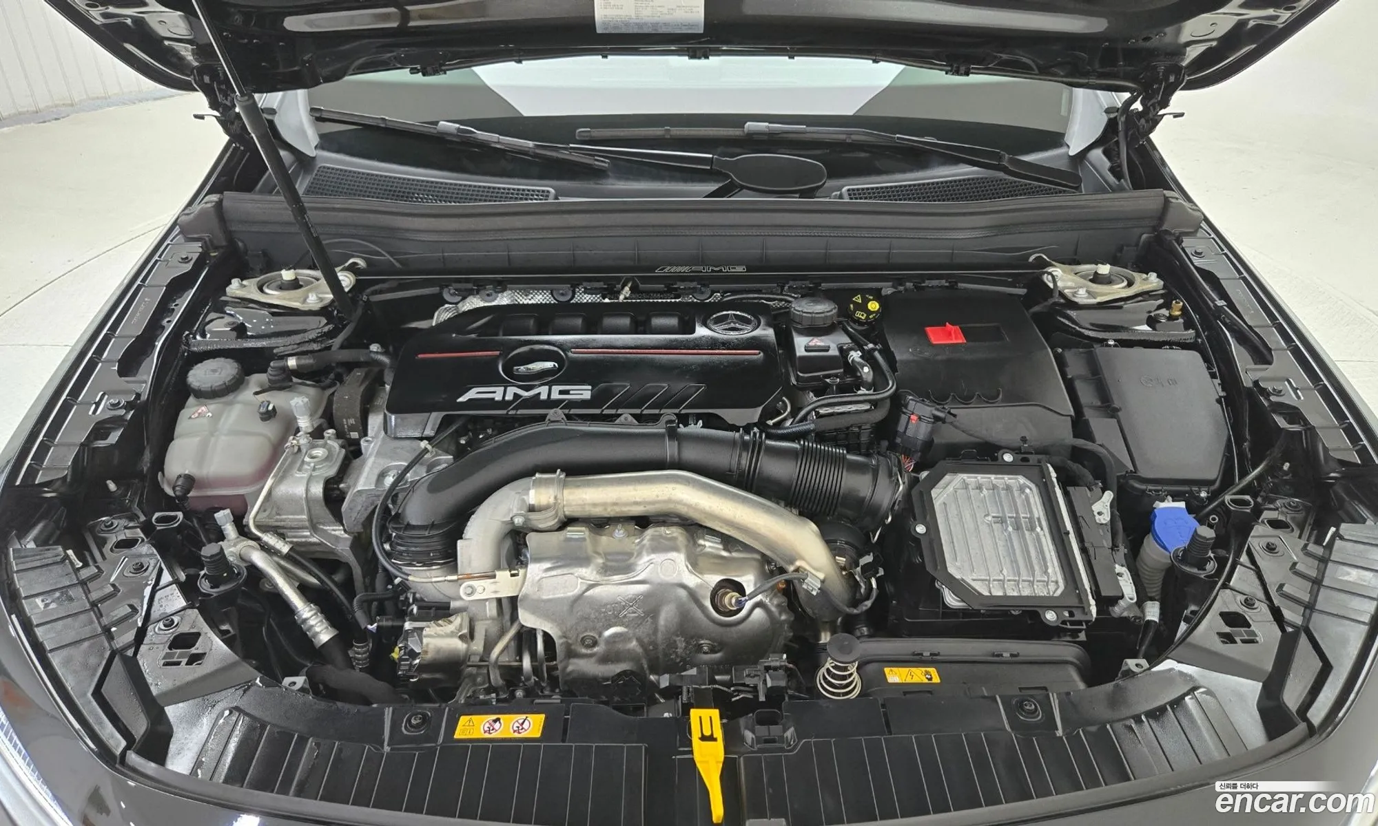 Mercedes-Benz GLB-Class X247 2025 — 2