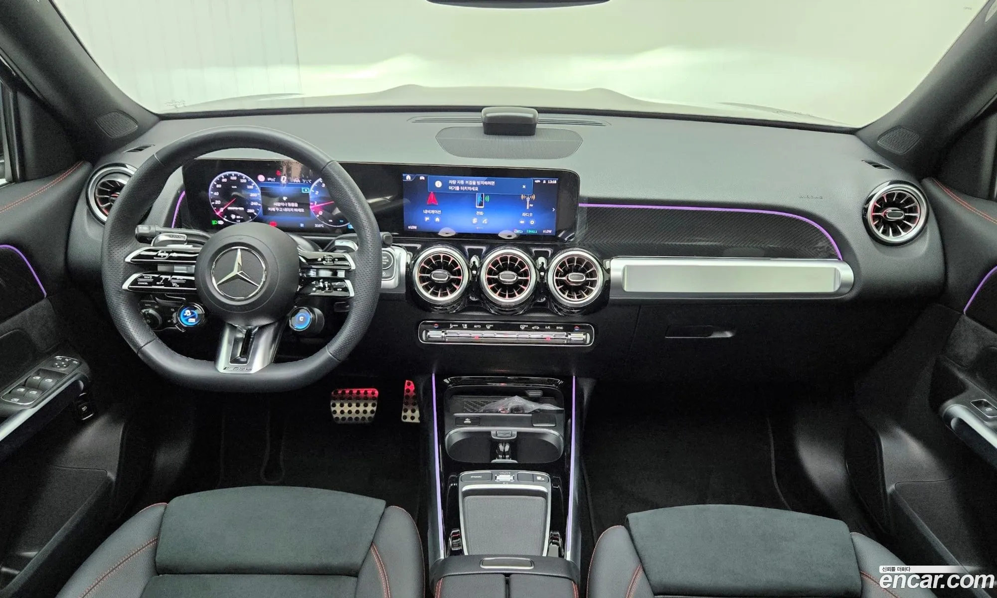 Mercedes-Benz GLB-Class X247 2025 — 16