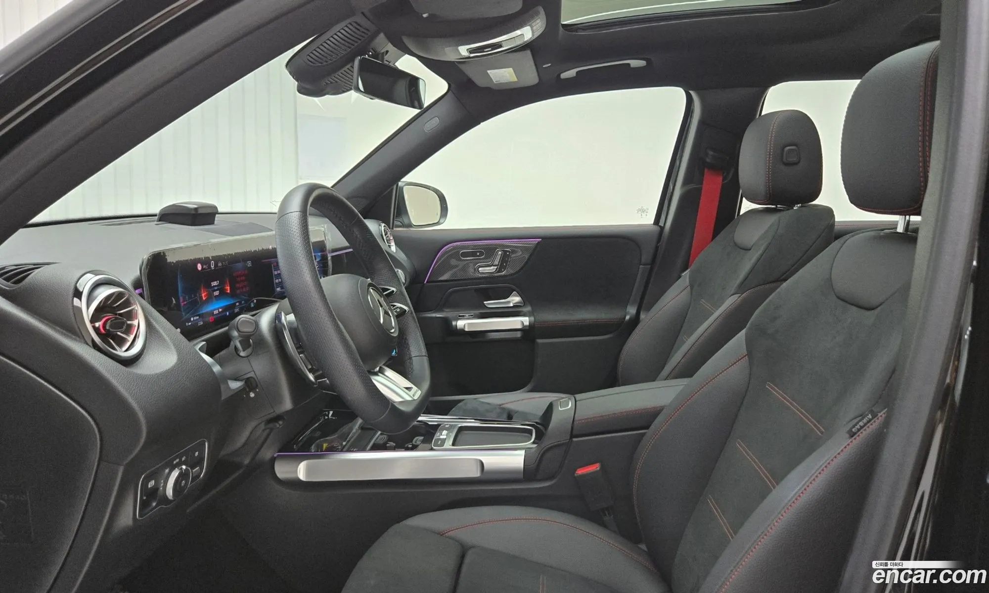 Mercedes-Benz GLB-Class X247 2025 — 8