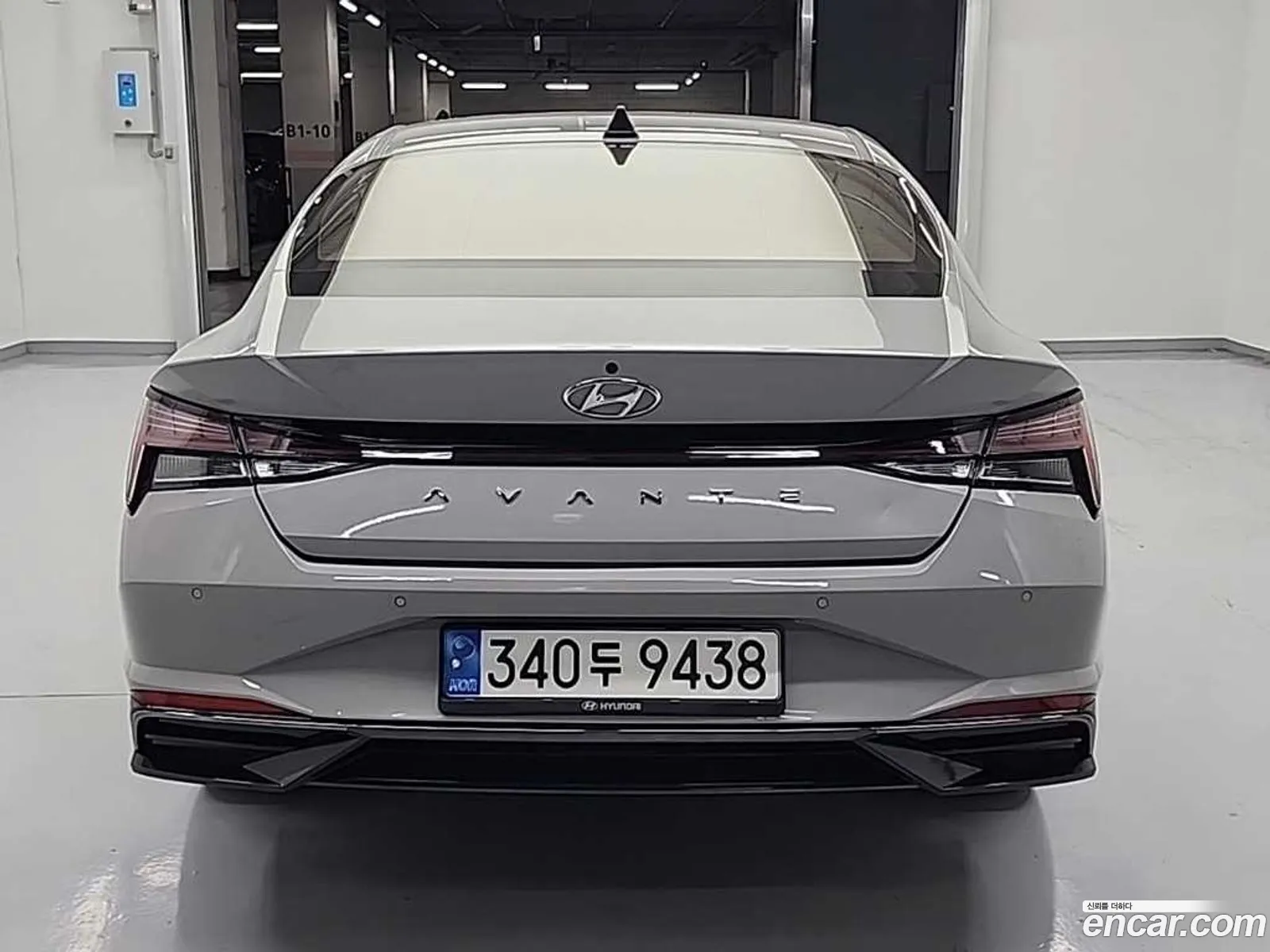Hyundai Elantra 2022 — 3