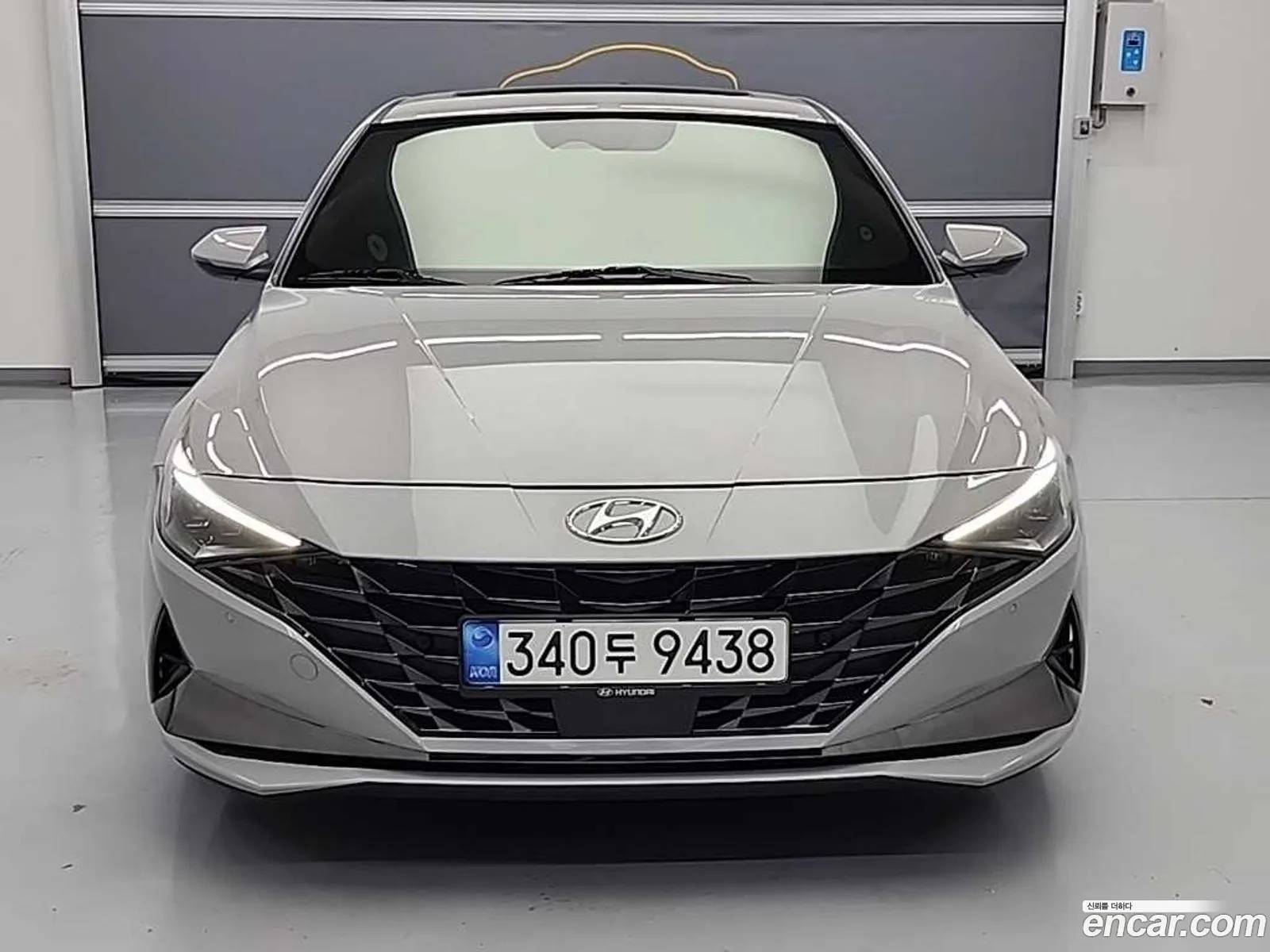 Hyundai Elantra 2022 — 2