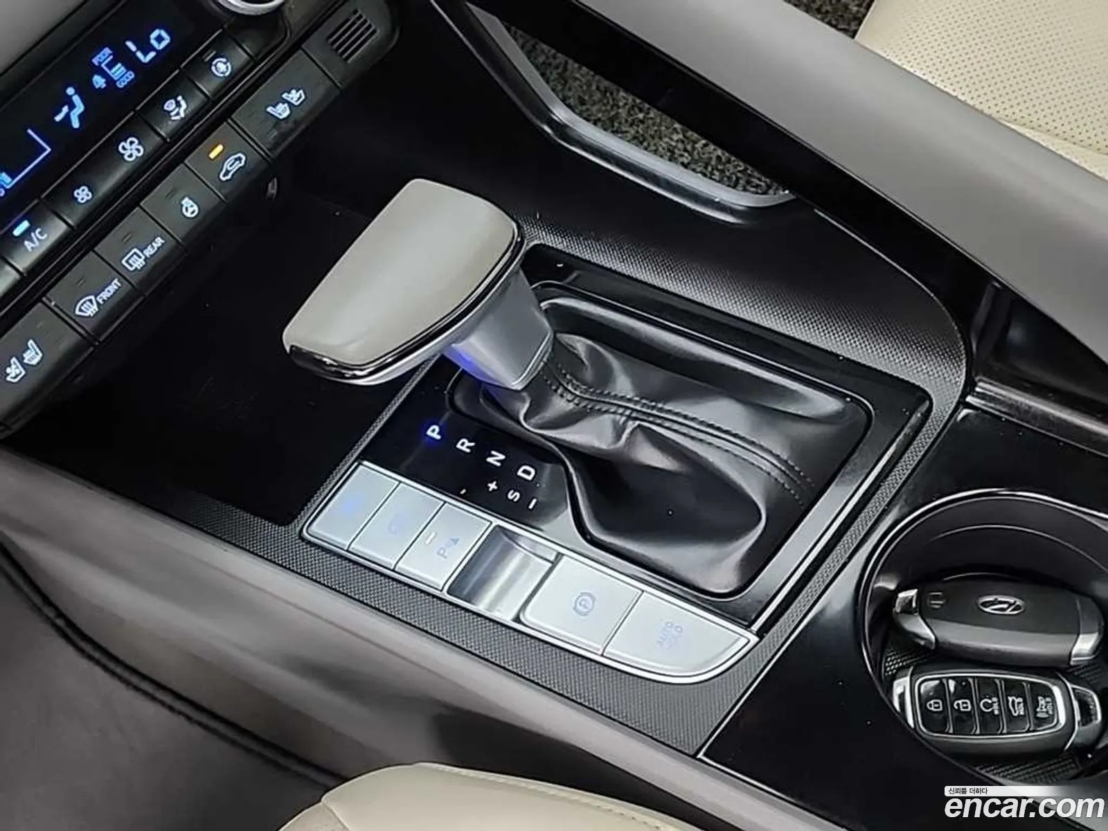 Hyundai Elantra 2022 — 6