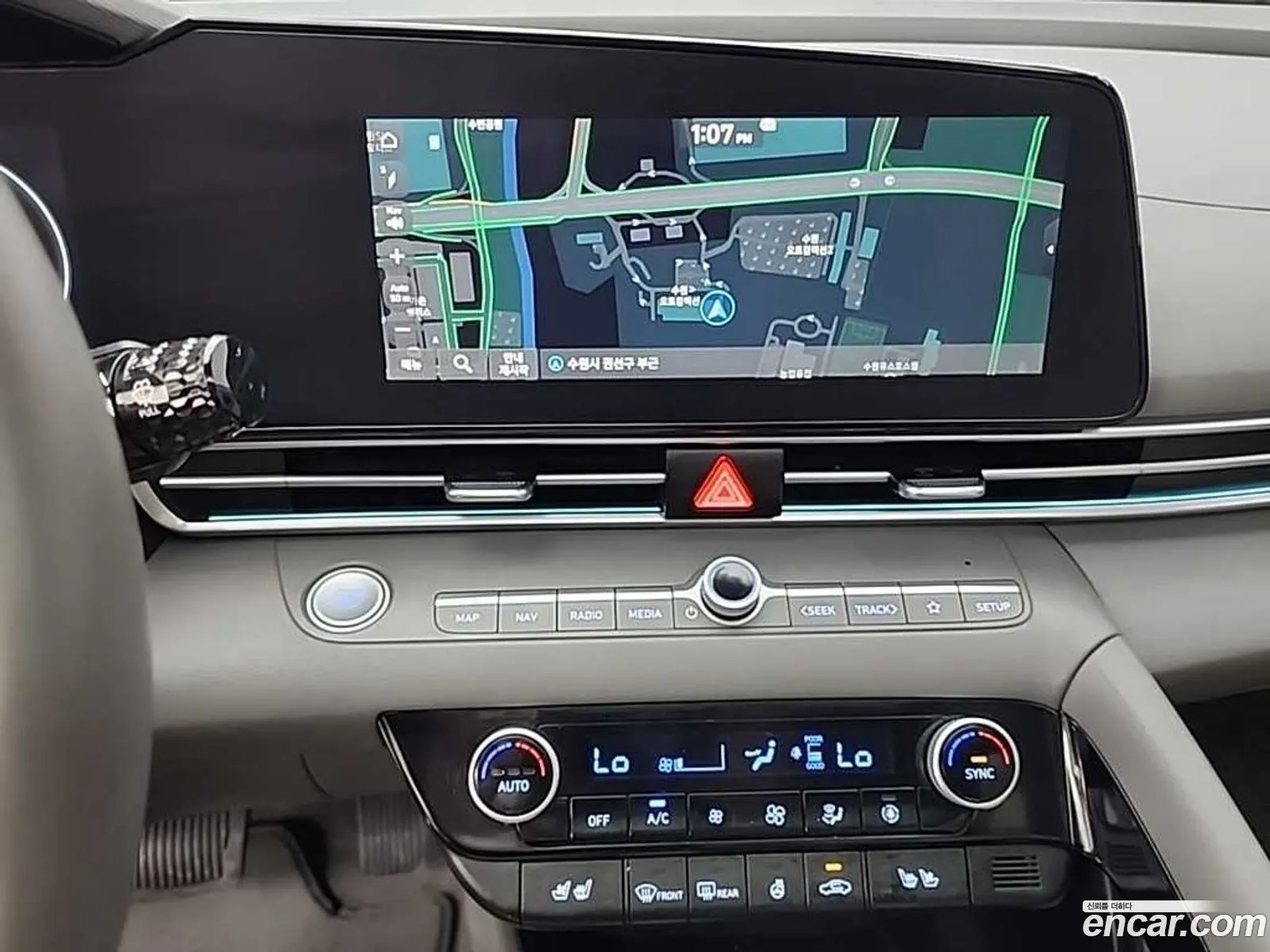 Hyundai Elantra 2022 — 5