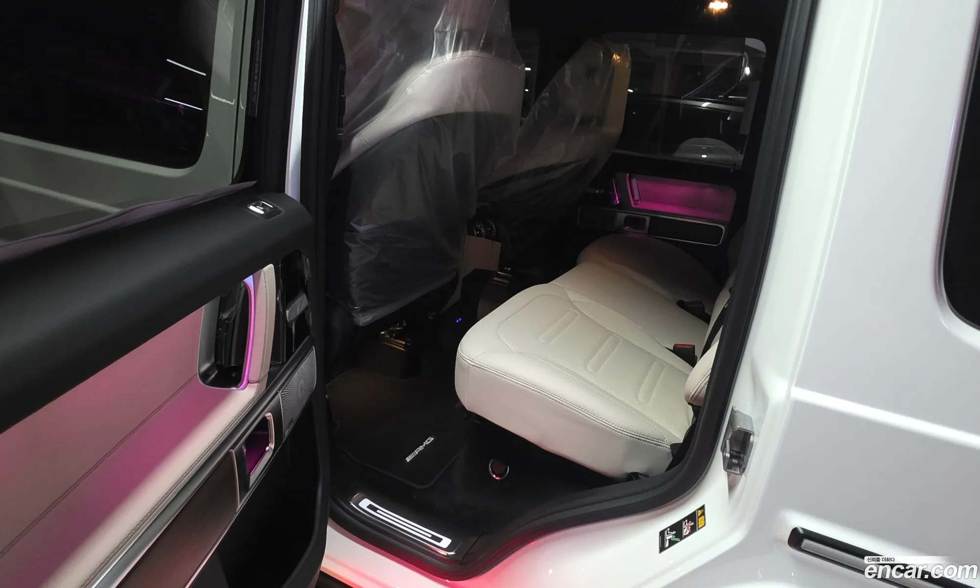 Mercedes-Benz G-Class W465 2026 — 10