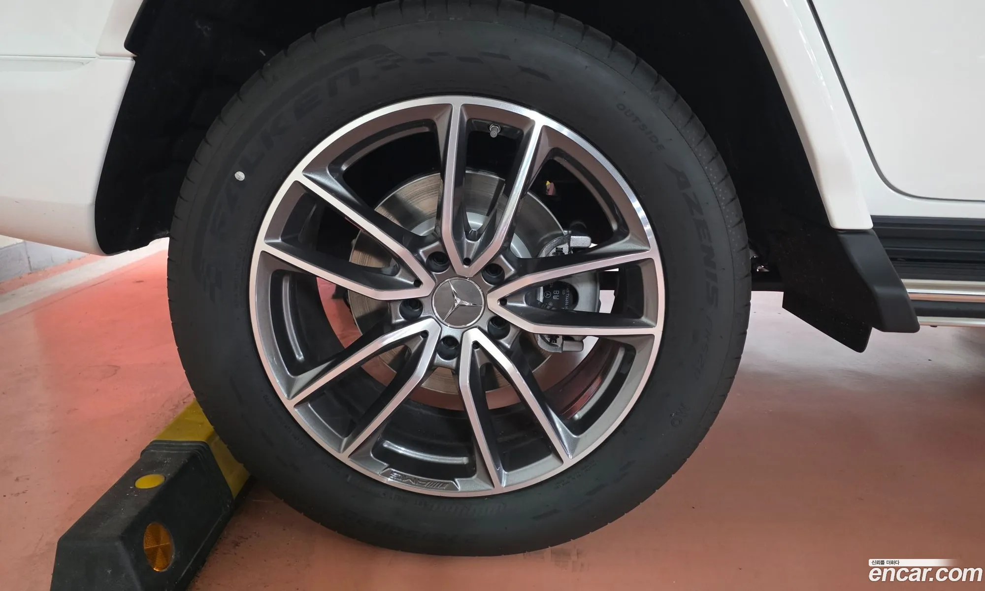 Mercedes-Benz G-Class W465 2026 — 14