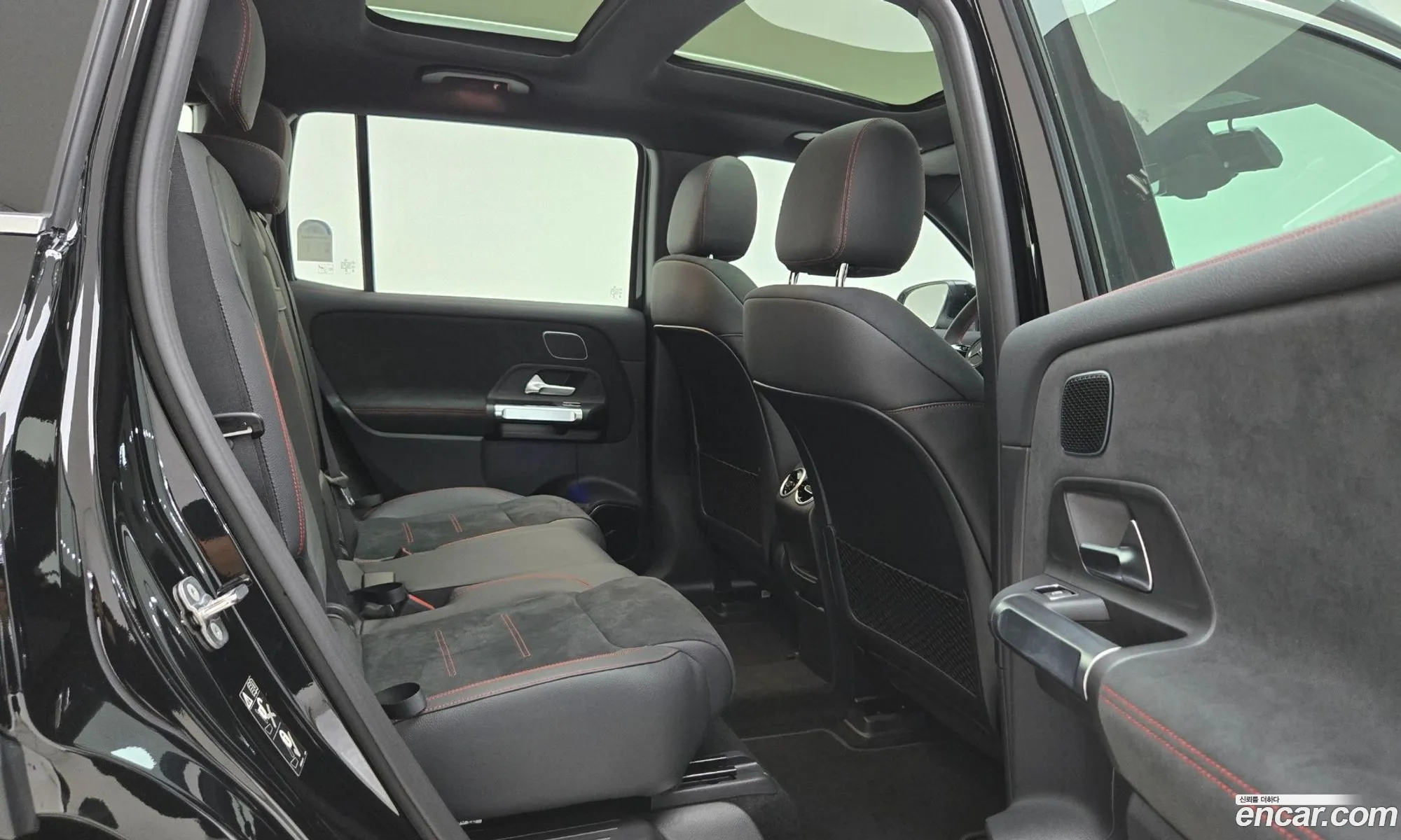 Mercedes-Benz EQB X243 2025 — 5
