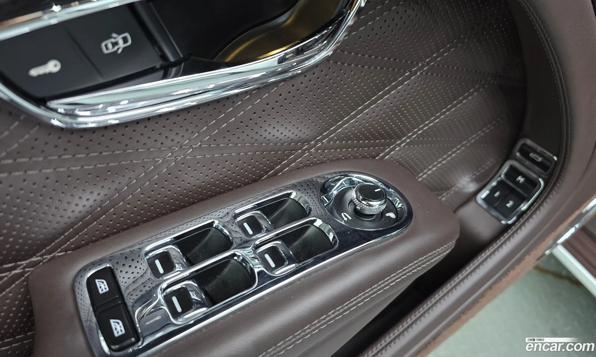 Bentley Mulsanne 2017 — 30