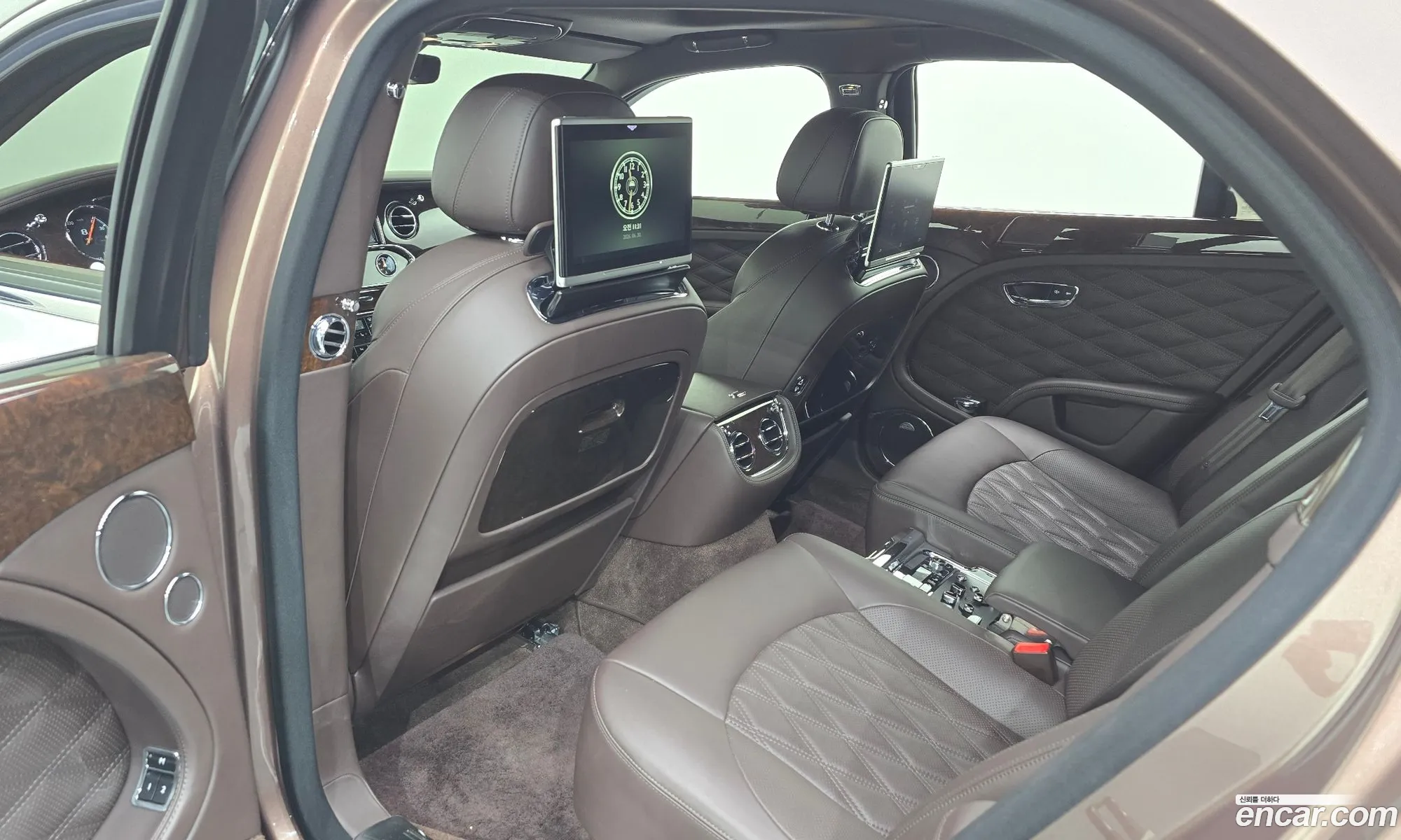 Bentley Mulsanne 2017 — 14