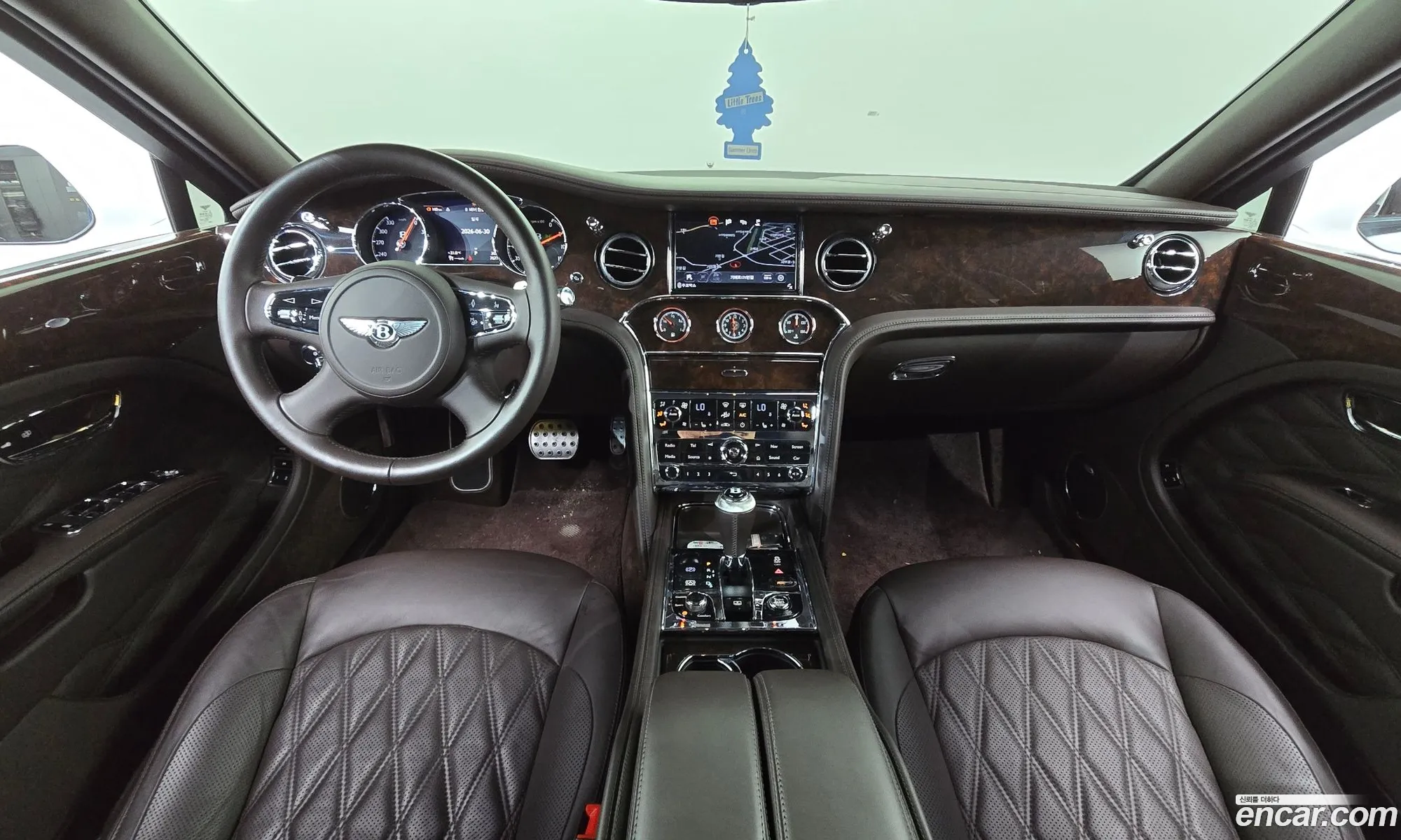 Bentley Mulsanne 2017 — 36