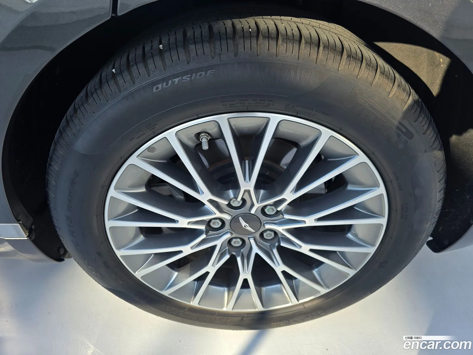 Genesis G80 2022 — 3