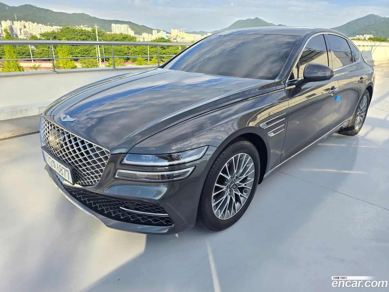 Genesis G80 2022 — 18