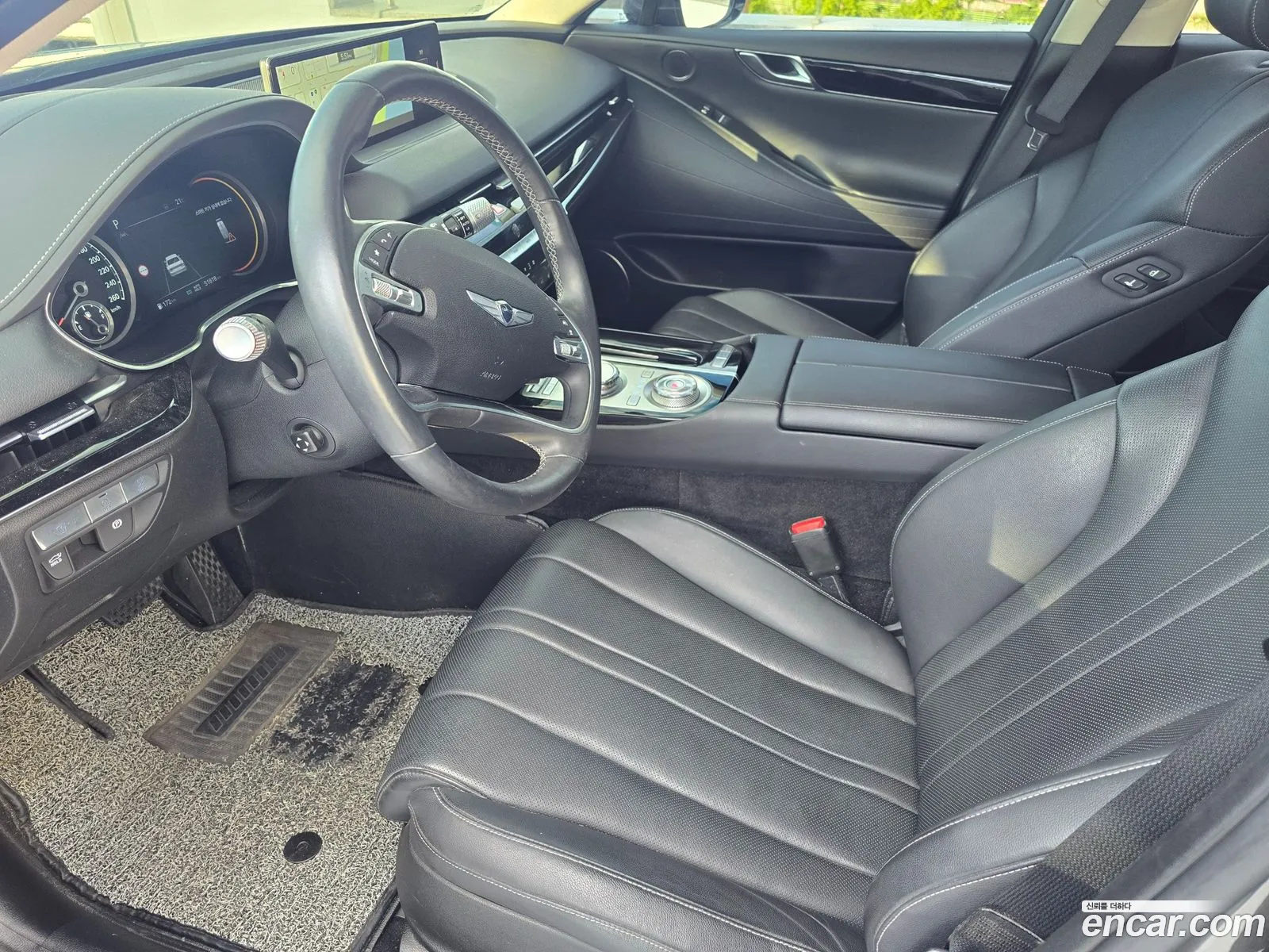 Genesis G80 2022 — 10