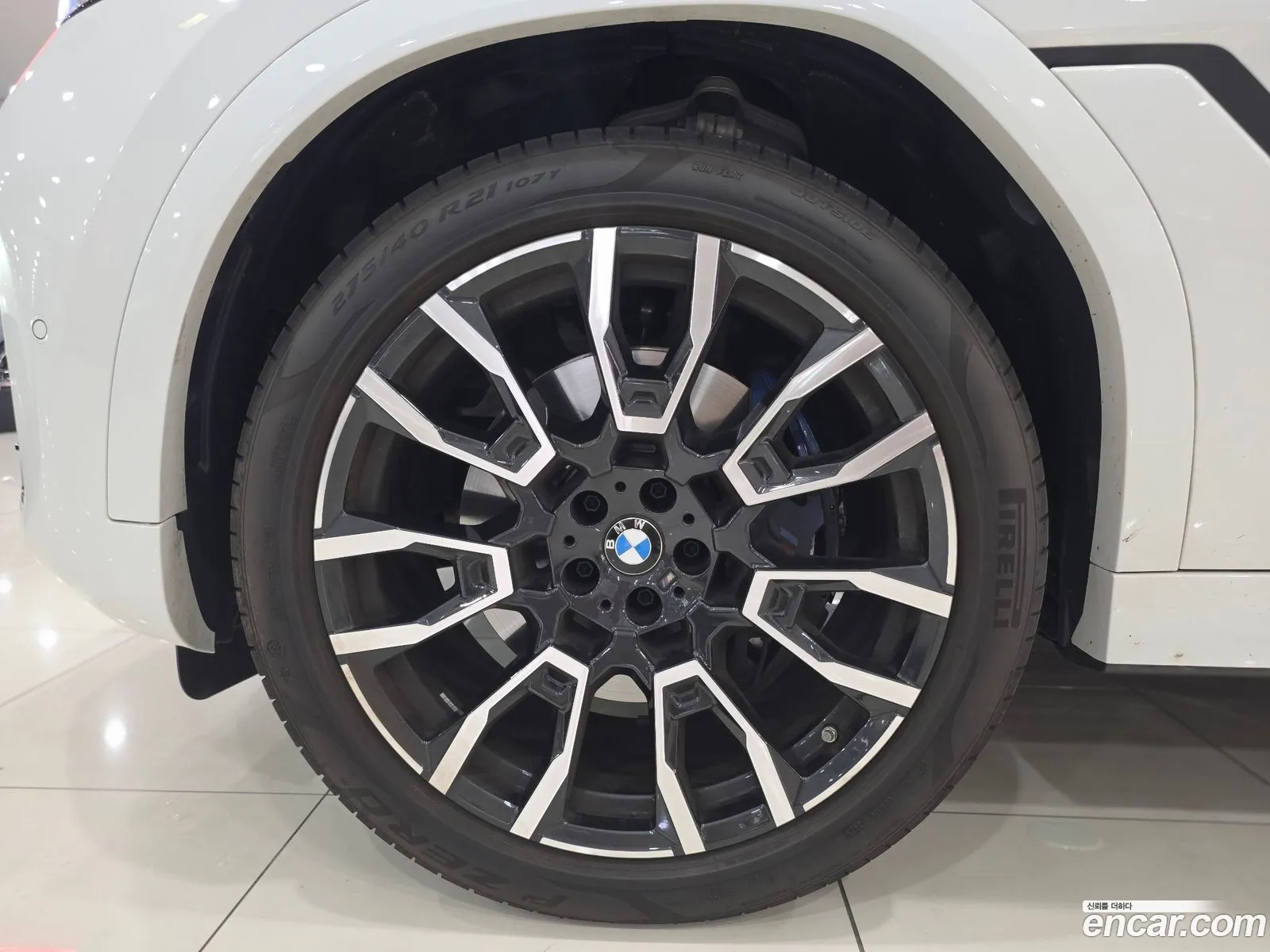 BMW X6 2025 — 13