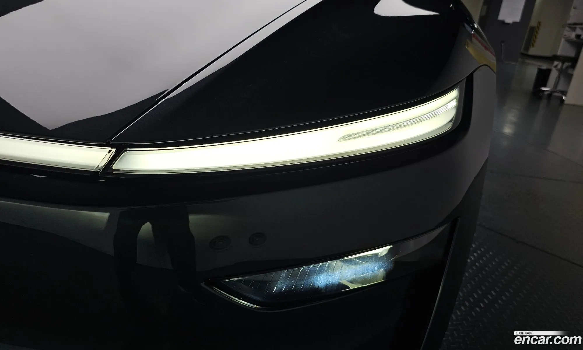 Tesla Model Y 2025 LRWYGCFJ8SC054242 — 13