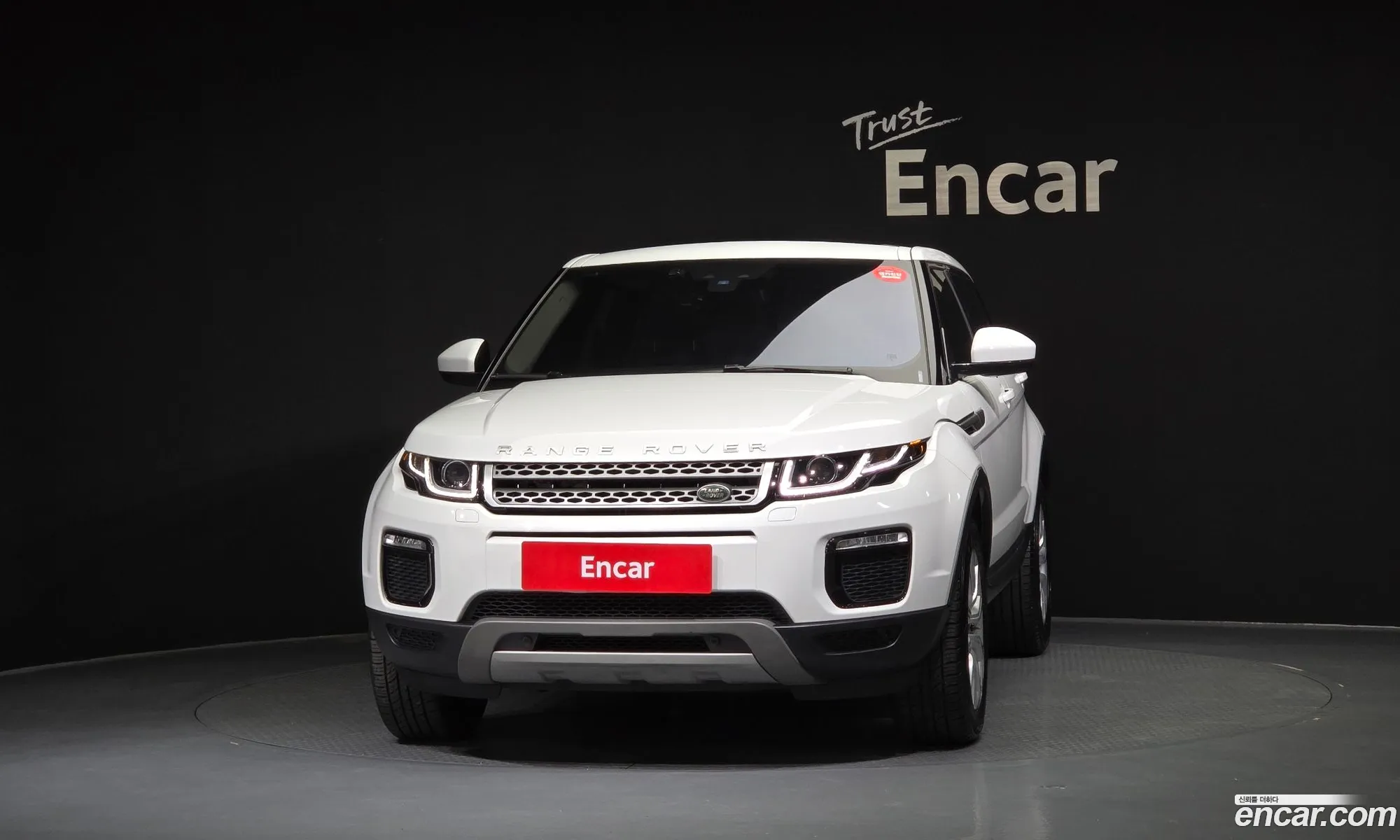 Land Rover Range Rover Evoque 2017 — 32