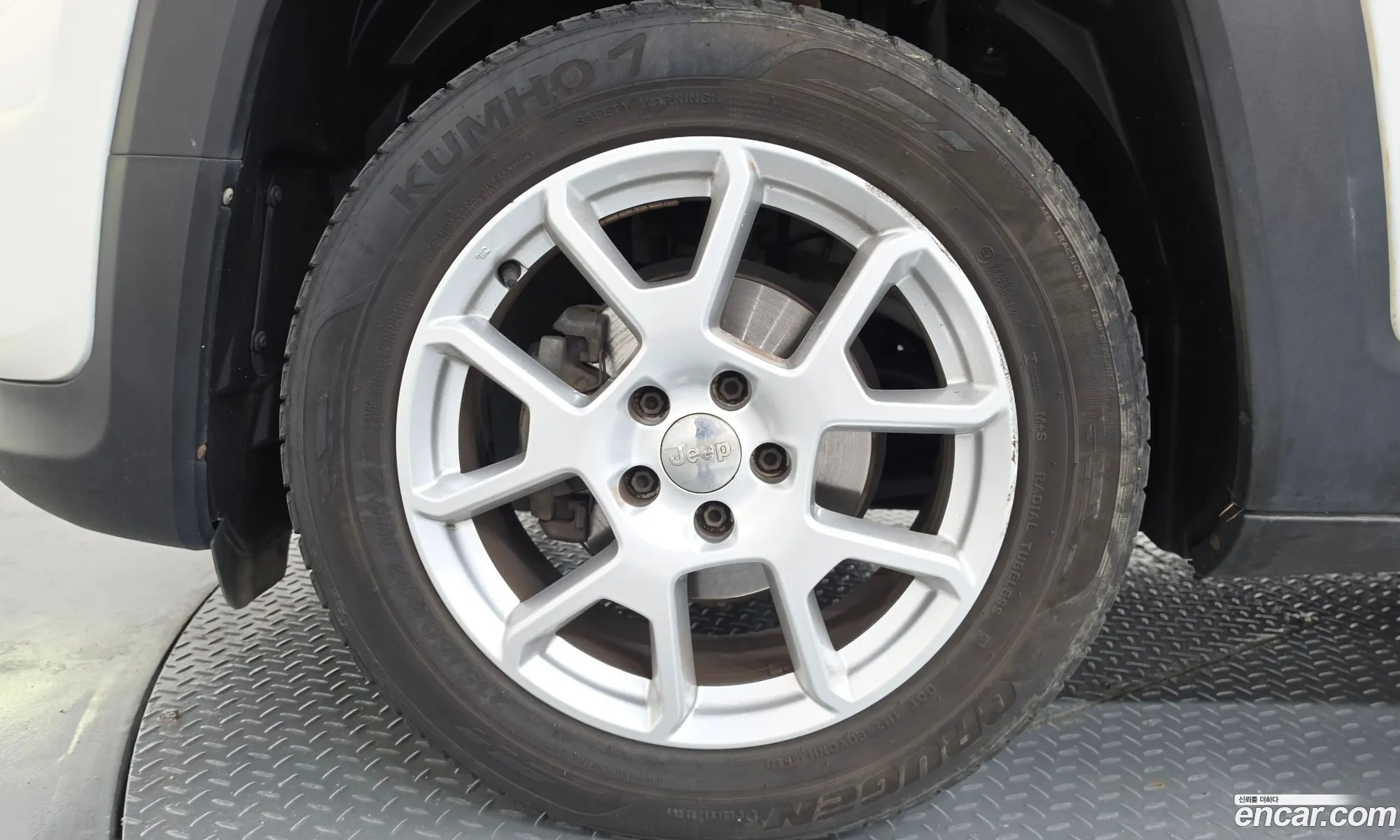 Jeep Renegade 2020 1C4BU0000LPL11237 — 20