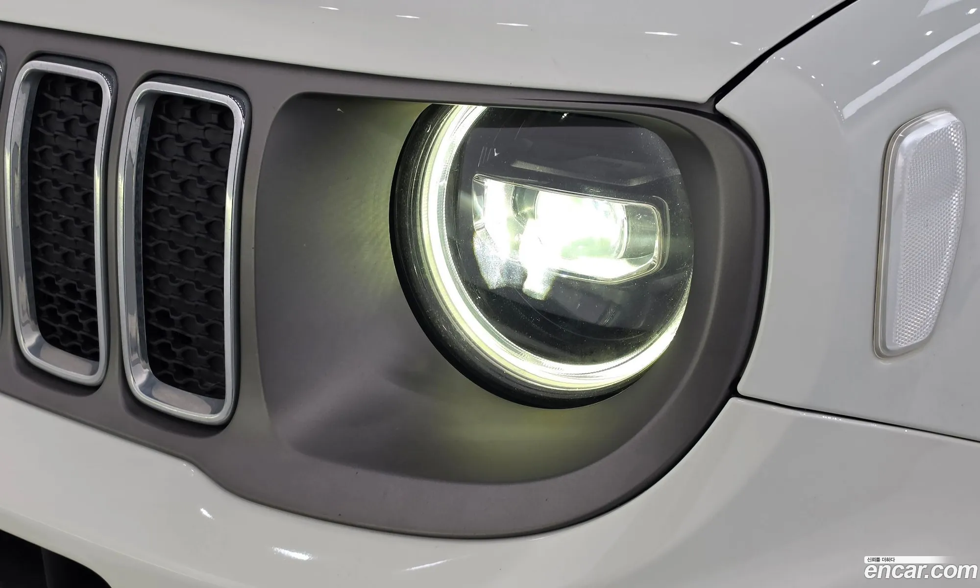 Jeep Renegade 2020 1C4BU0000LPL11237 — 26