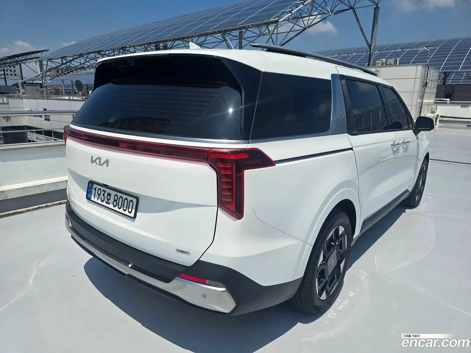 Kia Carnival 2024 — 9