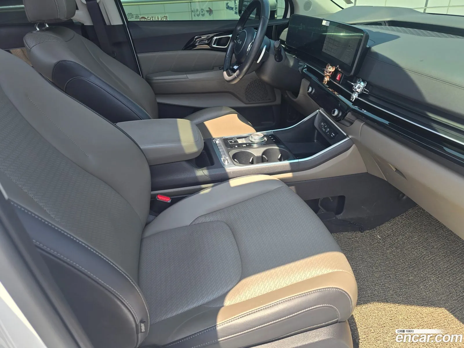 Kia Carnival 2024 — 11