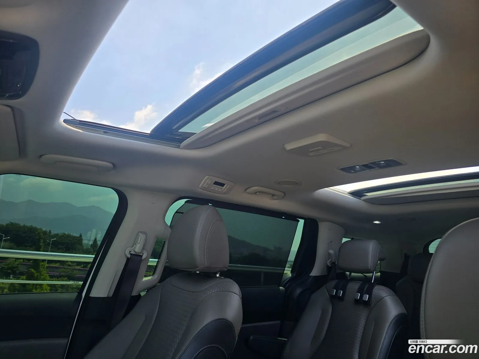 Kia Carnival 2024 — 7