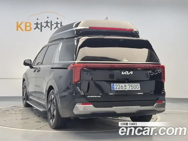 Kia Carnival 2024 — 3