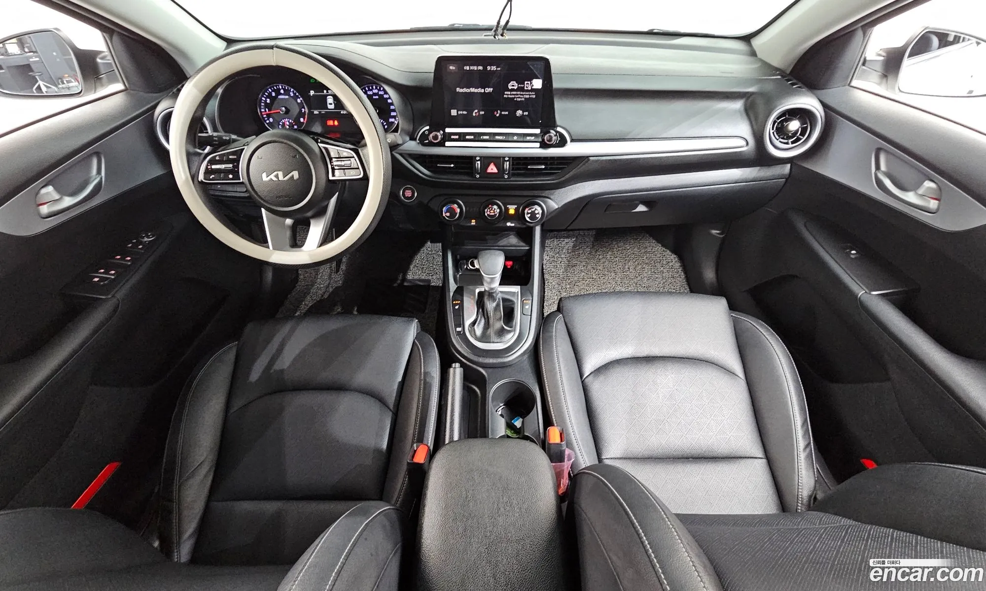 Kia K3 2024 — 20