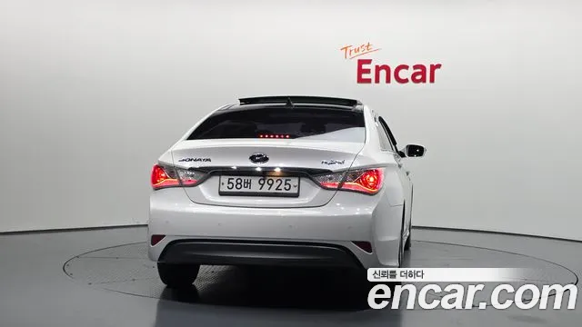 Hyundai Sonata Hybrid 2013 — 3