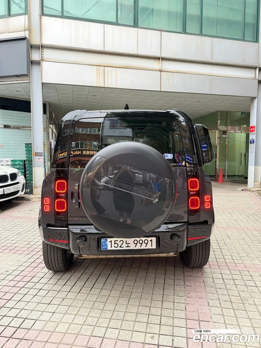 Land Rover Defender 2024 — 5