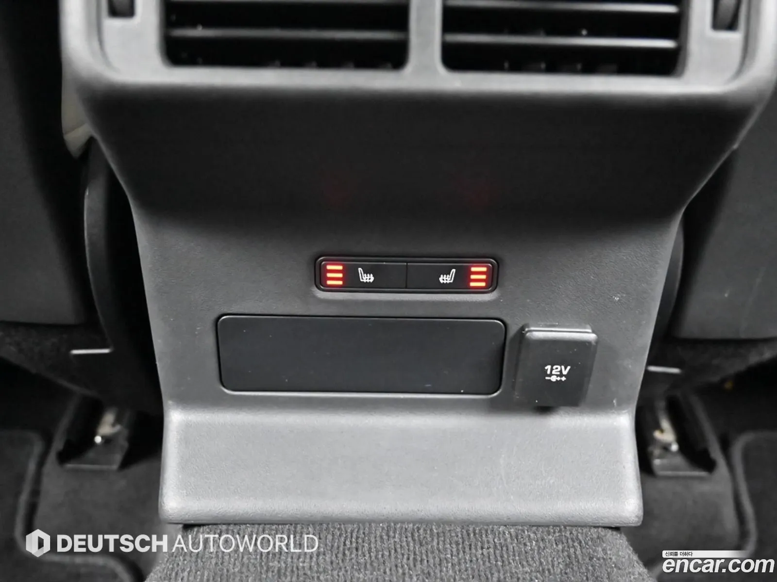 Land Rover Range Rover Velar 2021 — 12