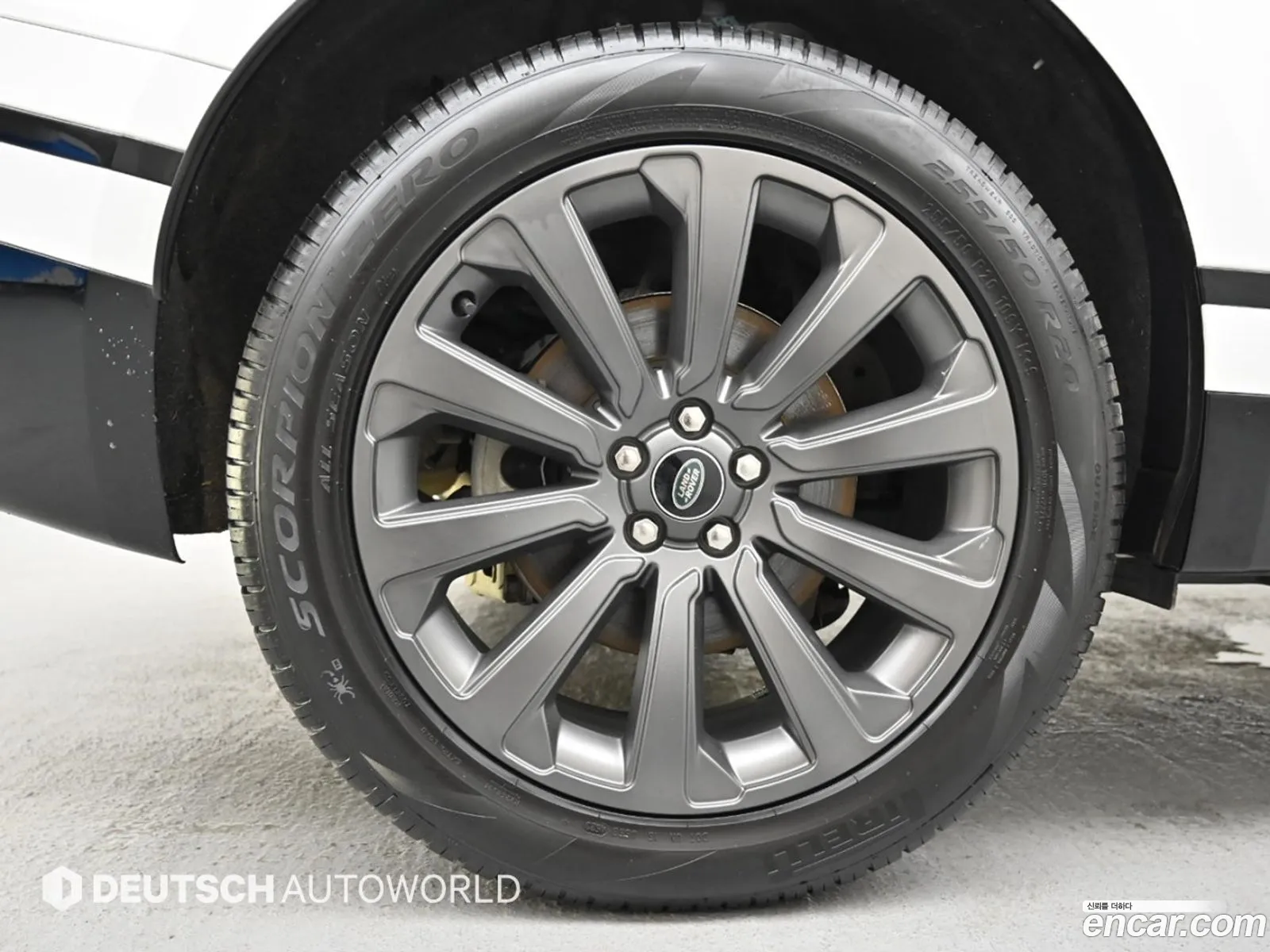 Land Rover Range Rover Velar 2021 — 15