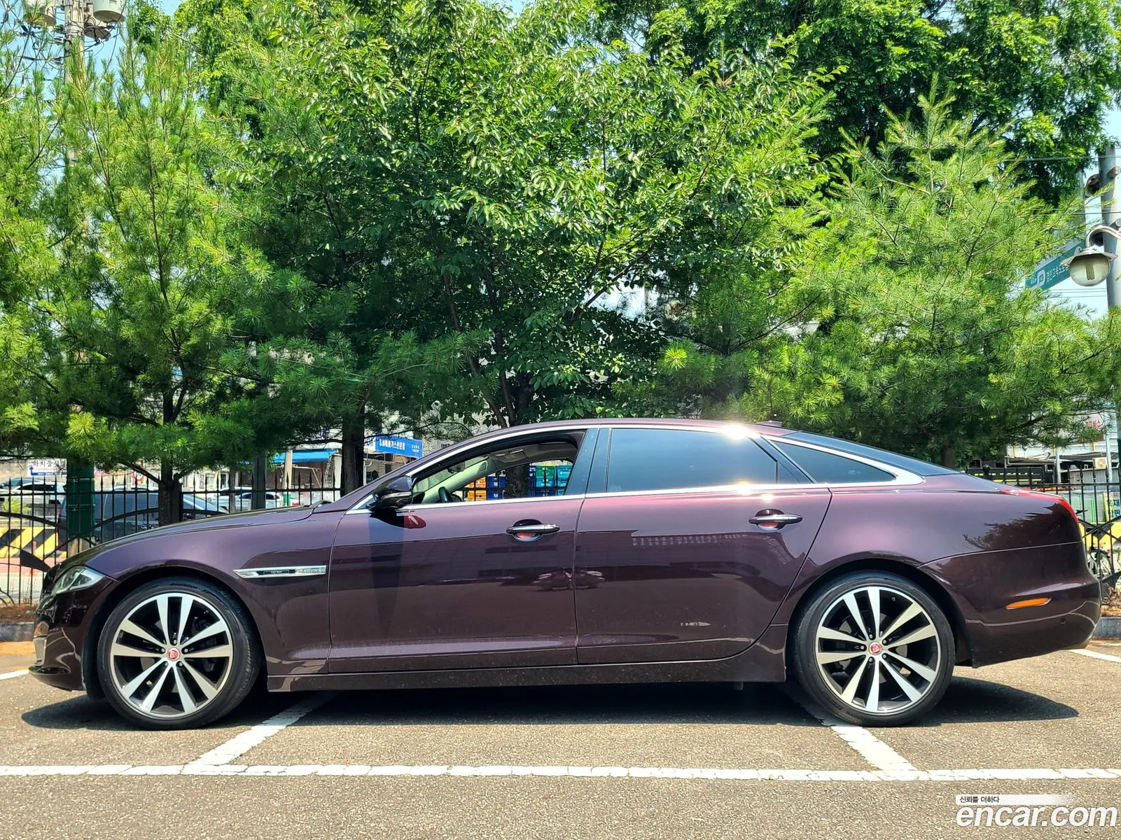 Jaguar XJ 2018 — 8