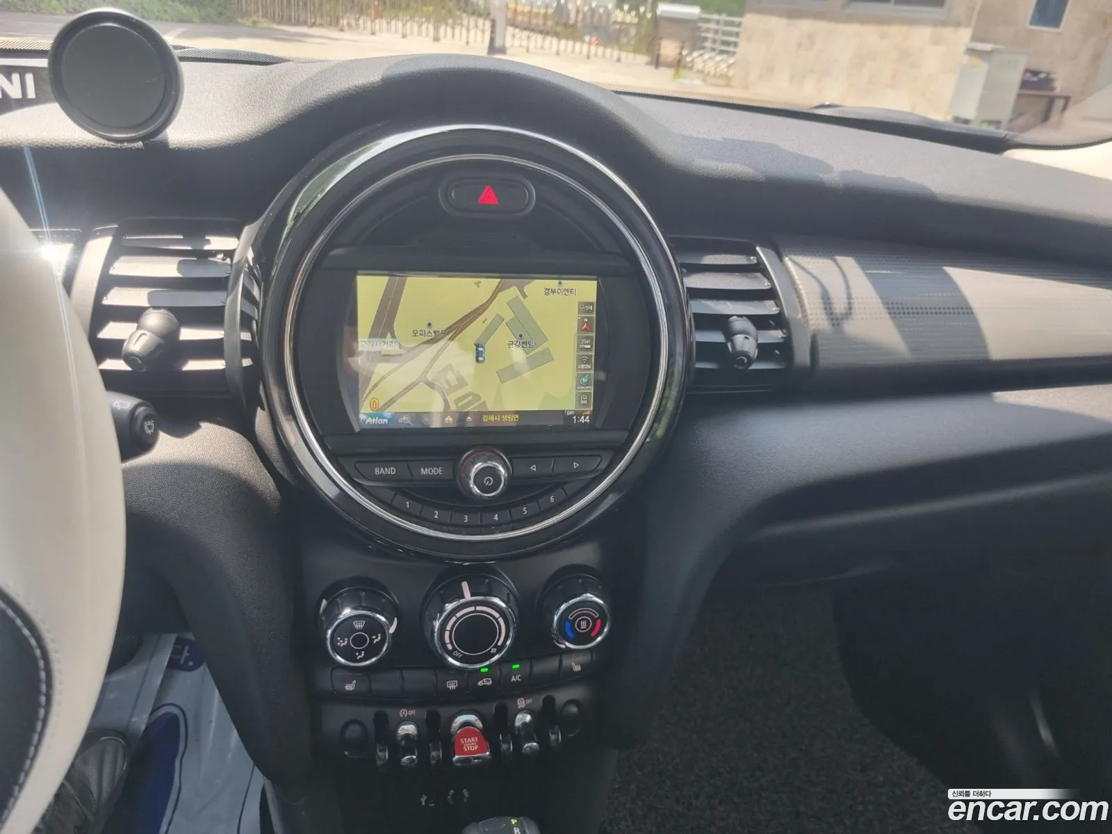 Mini Cooper D 2016 — 16