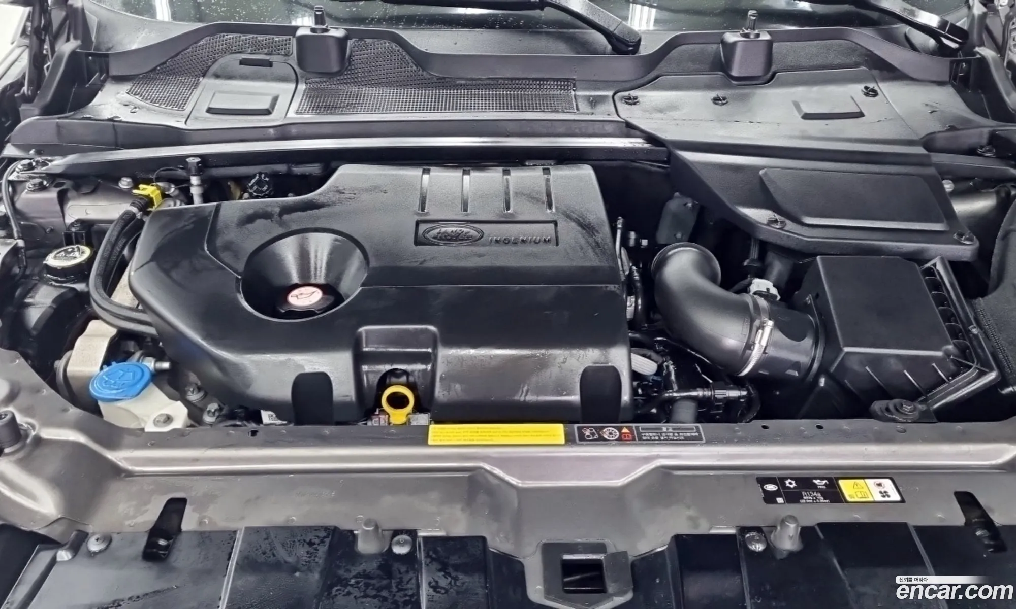 Land Rover Discovery Sport 2017 — 16