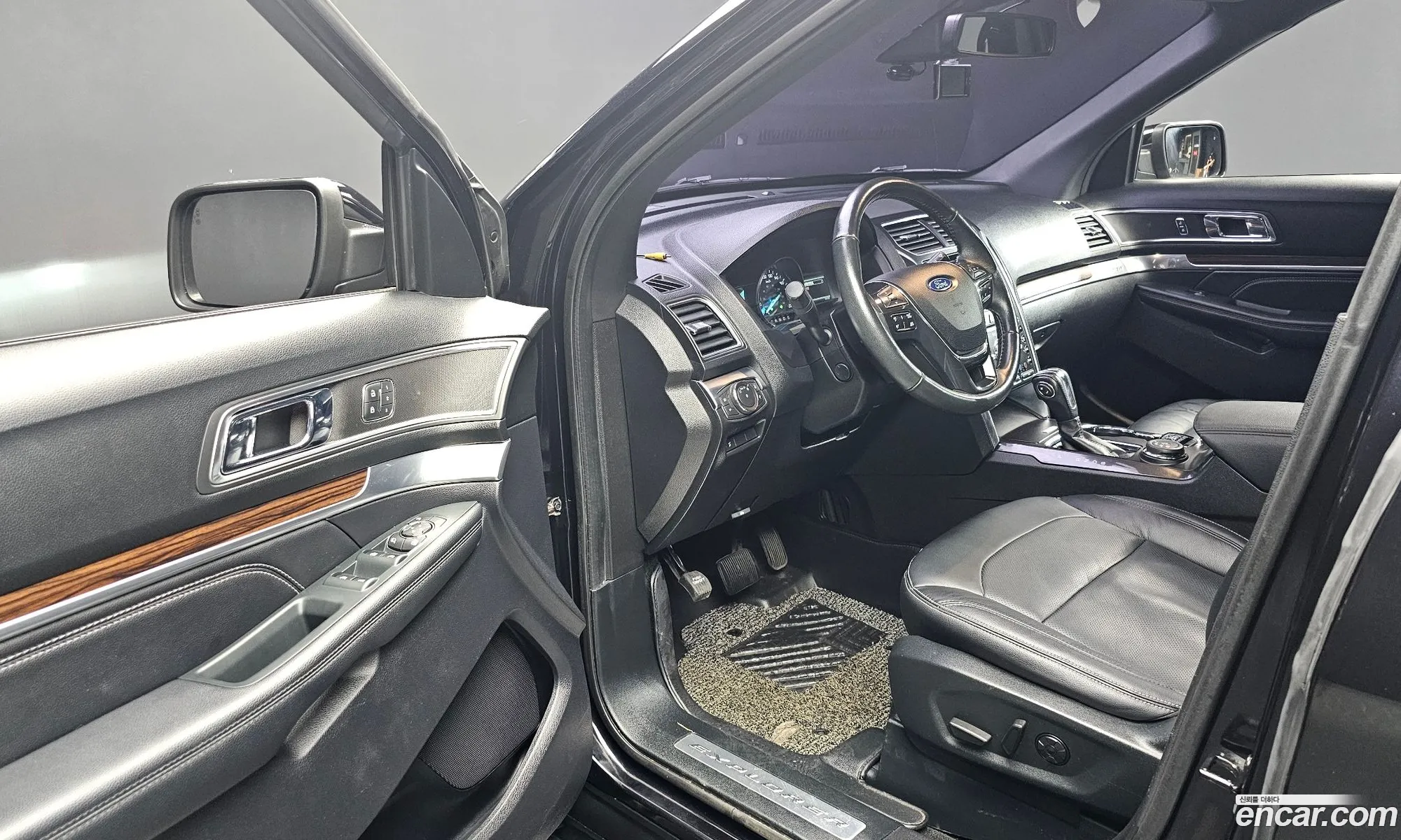 Ford Explorer 2019 1FM5K8FH5KGA47994 — 5