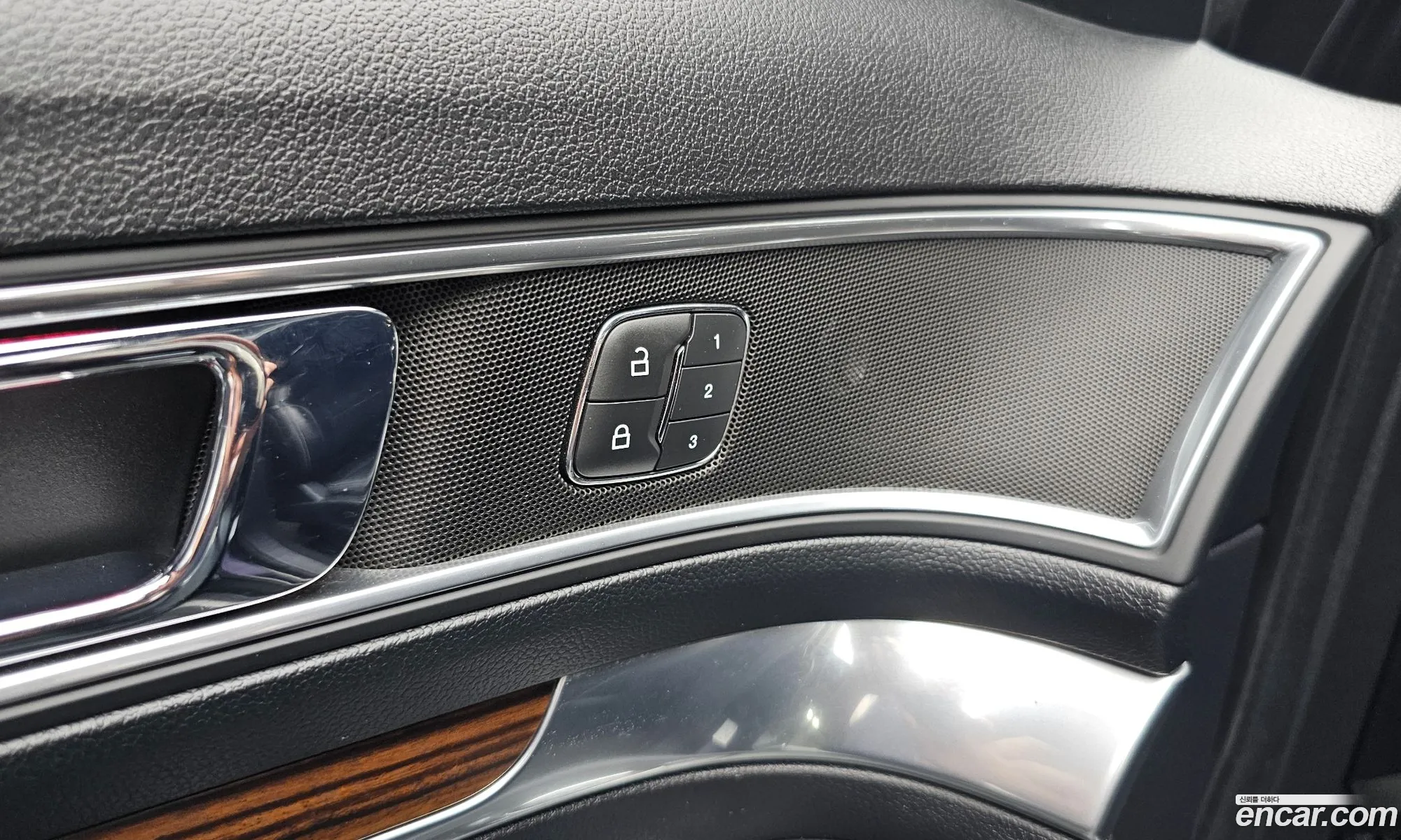 Ford Explorer 2019 1FM5K8FH5KGA47994 — 20